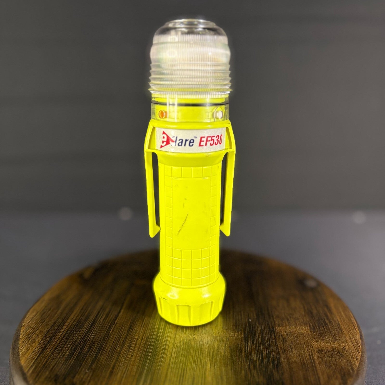 Electronic Flare EF530 Eflare 8" Emergency Beacon1