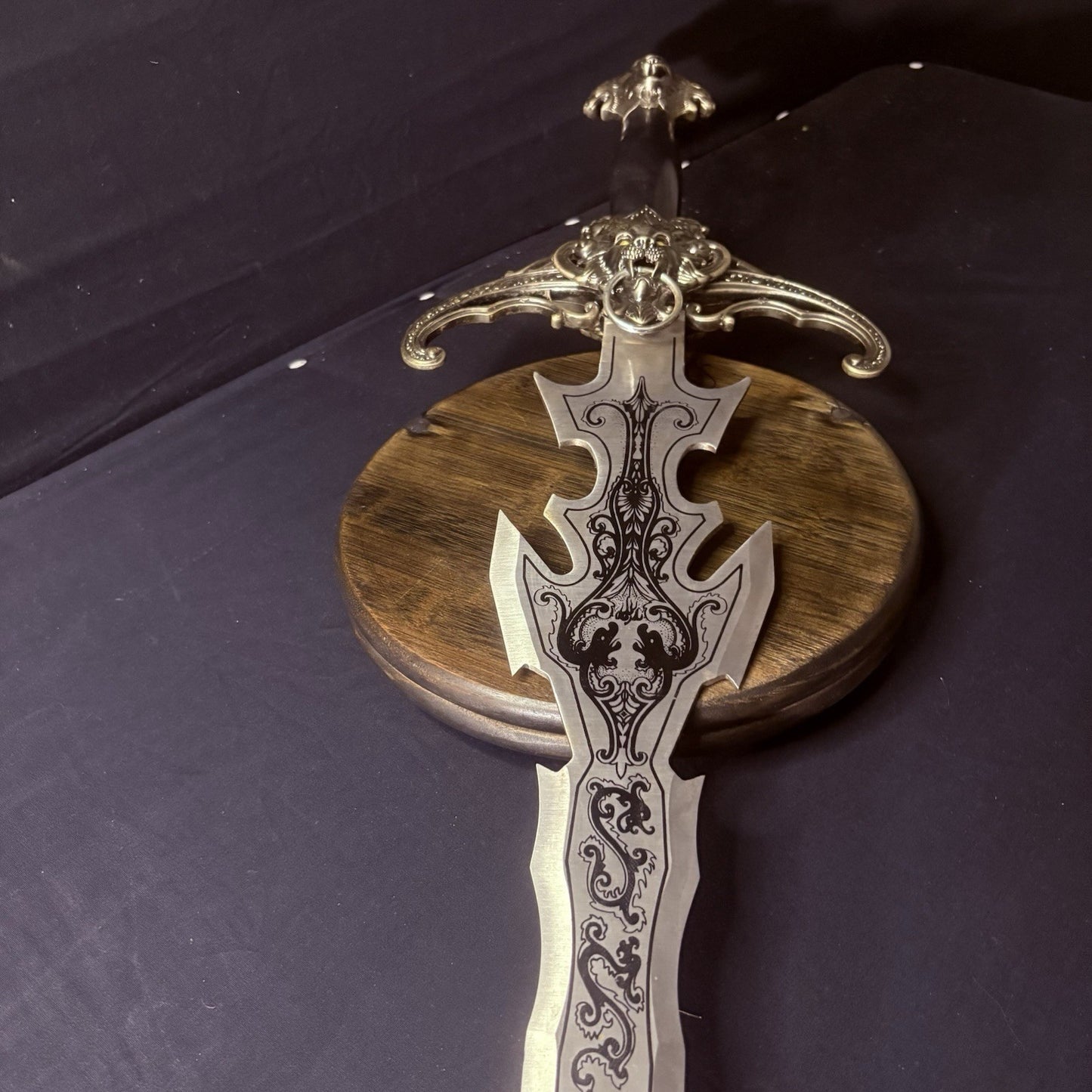 4-Headed Lion Sword 41" Beautifully Etched Blade w/ Rings For Hanging13