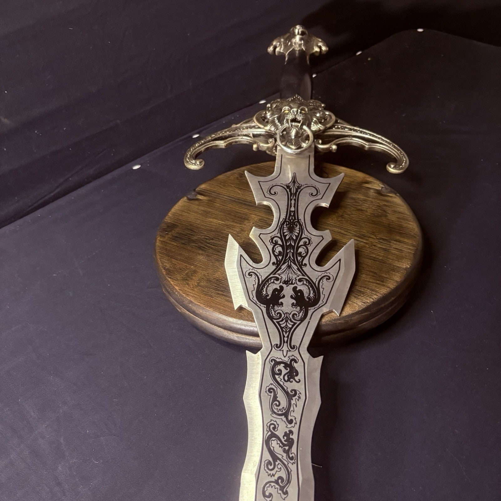 4-Headed Lion Sword 41" Beautifully Etched Blade w/ Rings For Hanging13