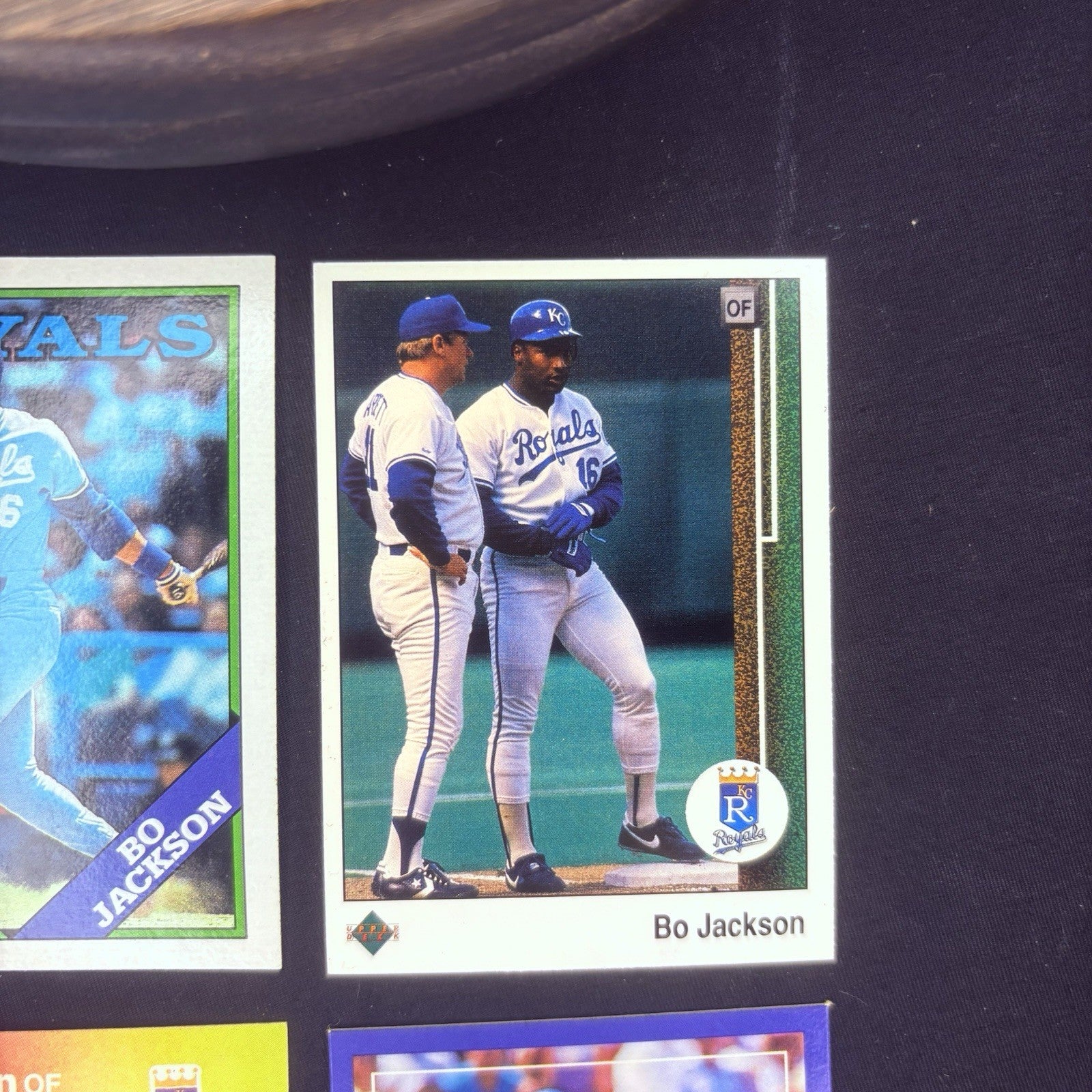 (Lot of 12) 1989 Bo Jackson Trading Cards #221, #540, #750, #180, #208, #2856