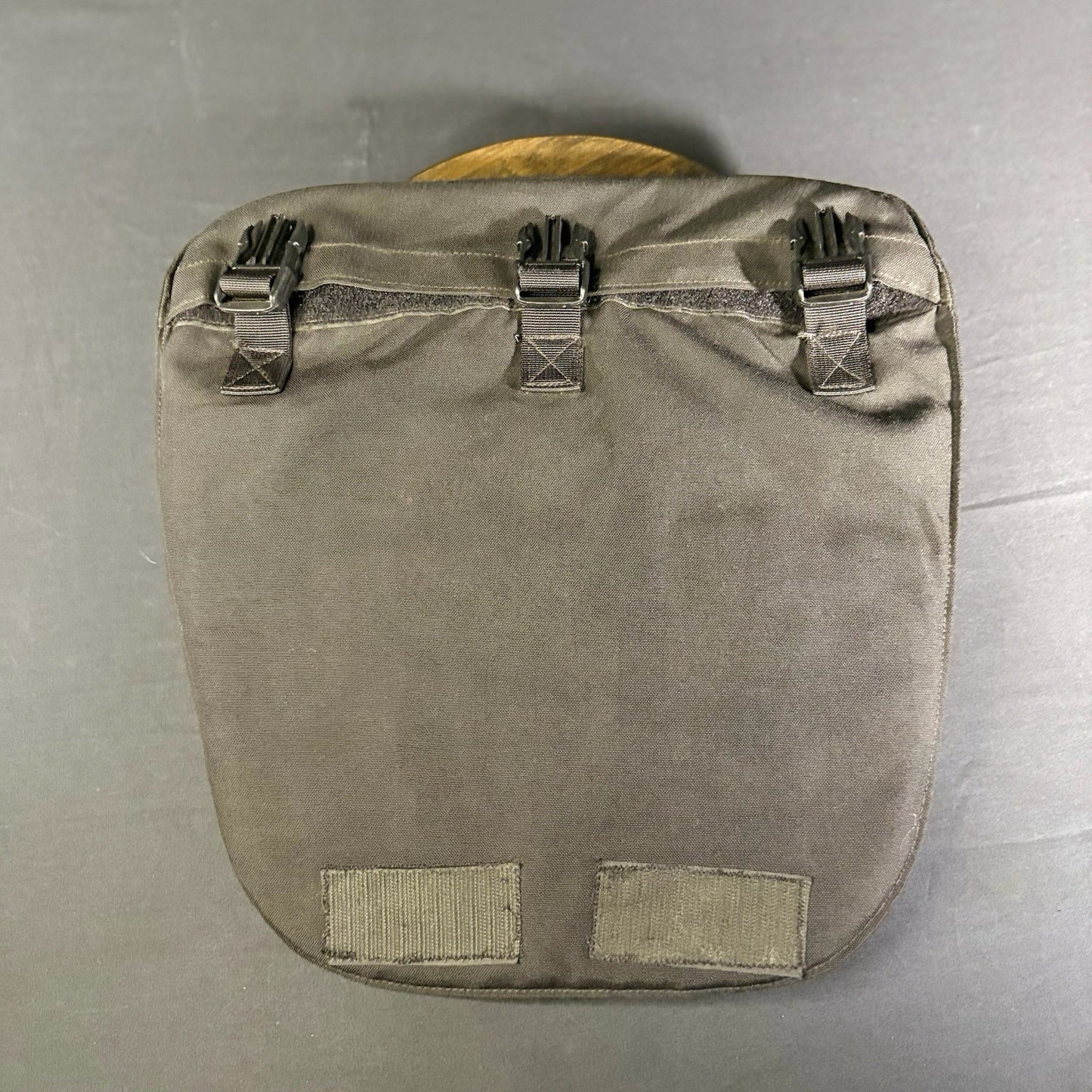 PB Clip on 3a/ IIIa Bottom of Vest Plate2