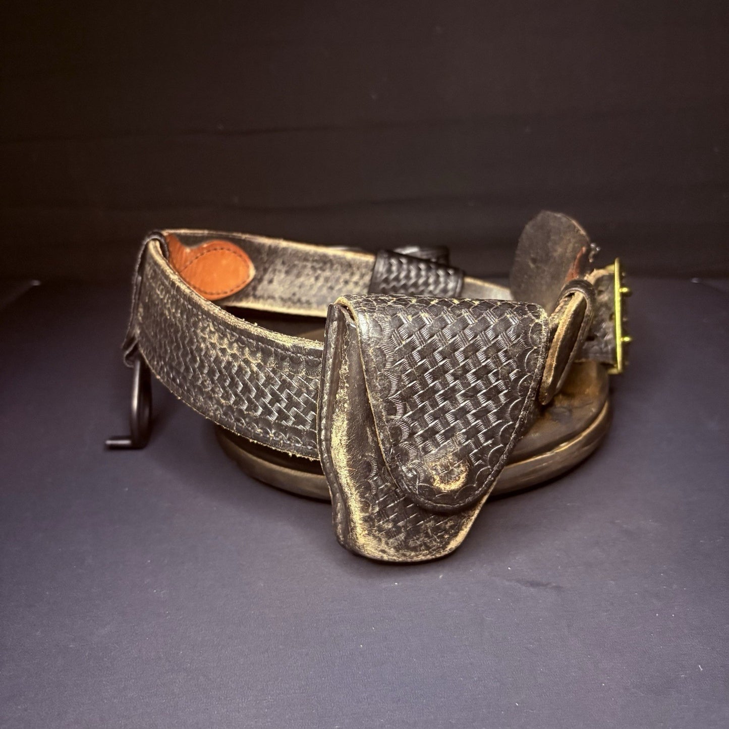 Aker Leather Duty Belt Size 36" w/Handcuff Case, Baton Ring, Radio Holster6
