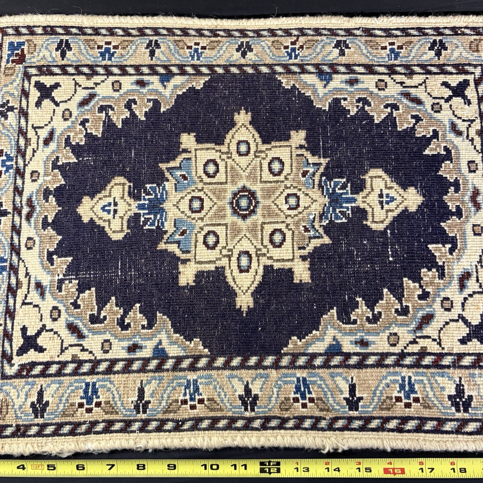 Persian Rug Hand Knotted Blue Medallion 2'x1' or 22"x16" or 40cm X 60cm6