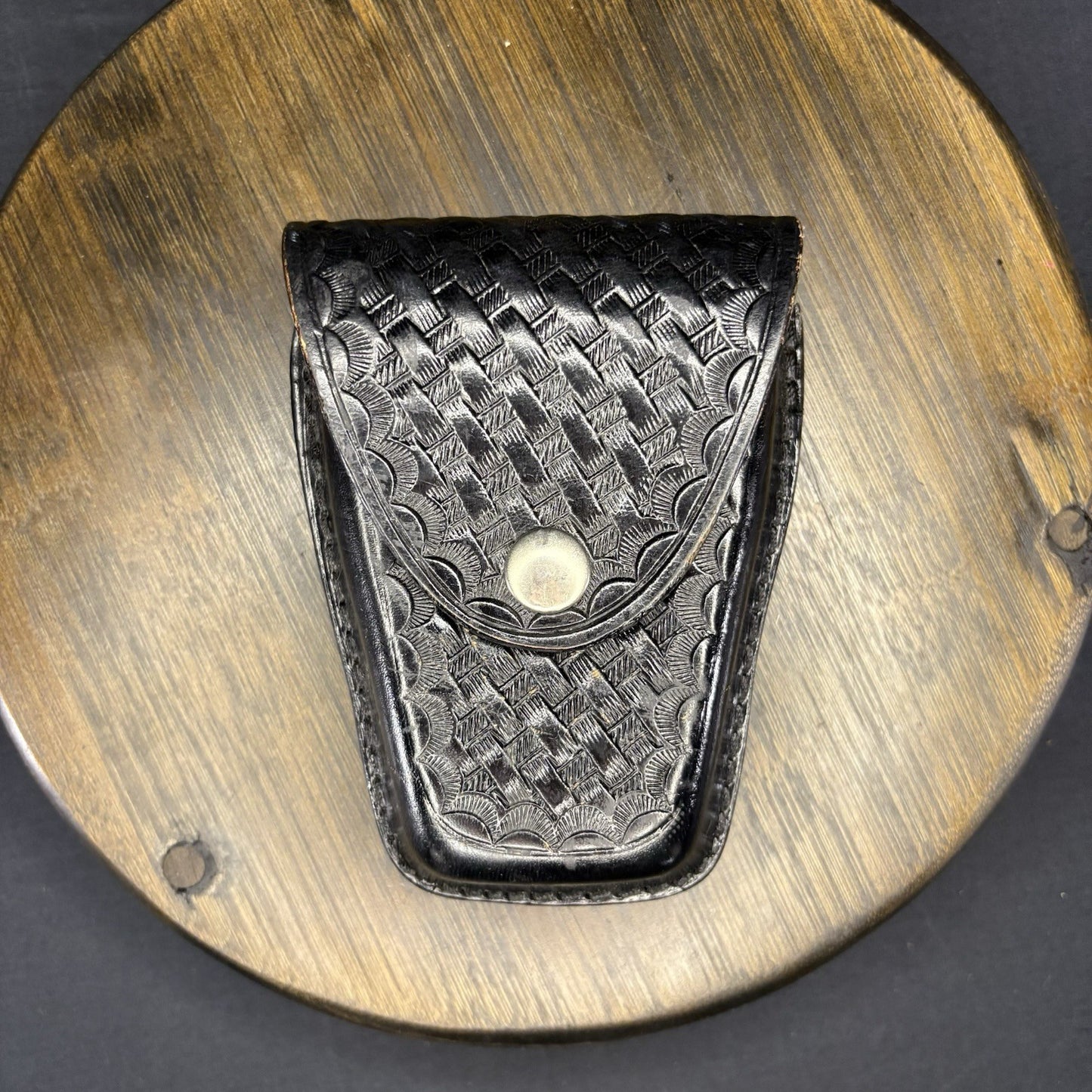 Dutyman Handcuff Case Leather 8821U Basket Weave Chrome Snap, 2 3/8" Belt - NICE0