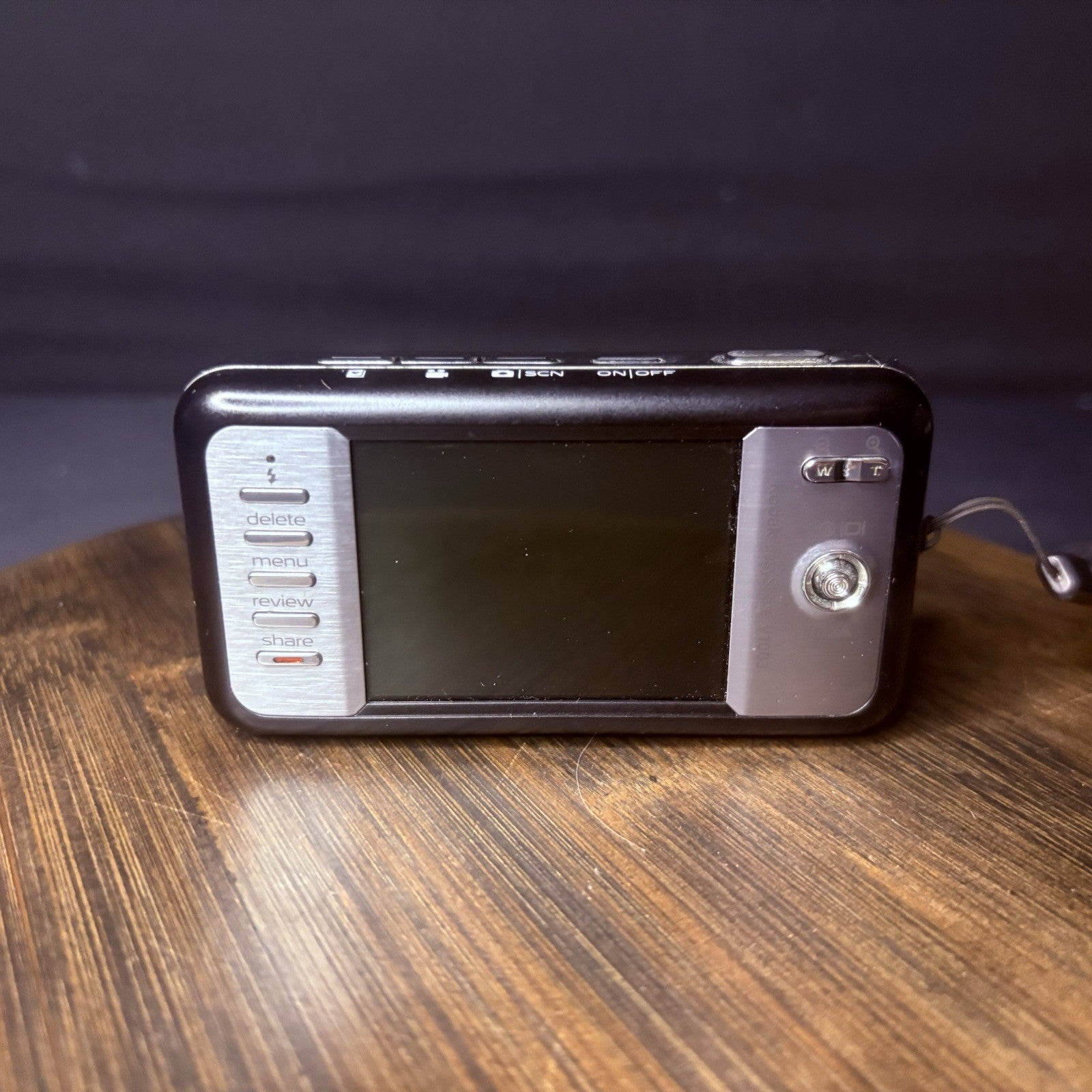 Kodak EasyShare V1003 10MP Digital Camera w/Case & Battery, Black, FREE SHIPPING2