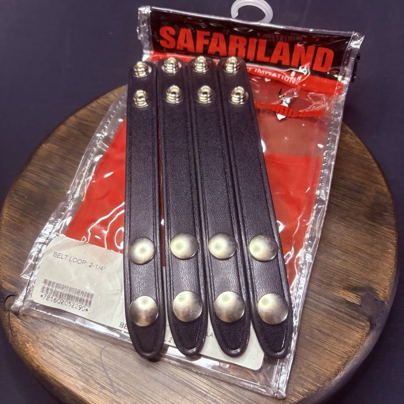 Safariland 65 Belt Keeper, Plain Black Leather for 2.25" Belt Chrome Snap 4 Pack7