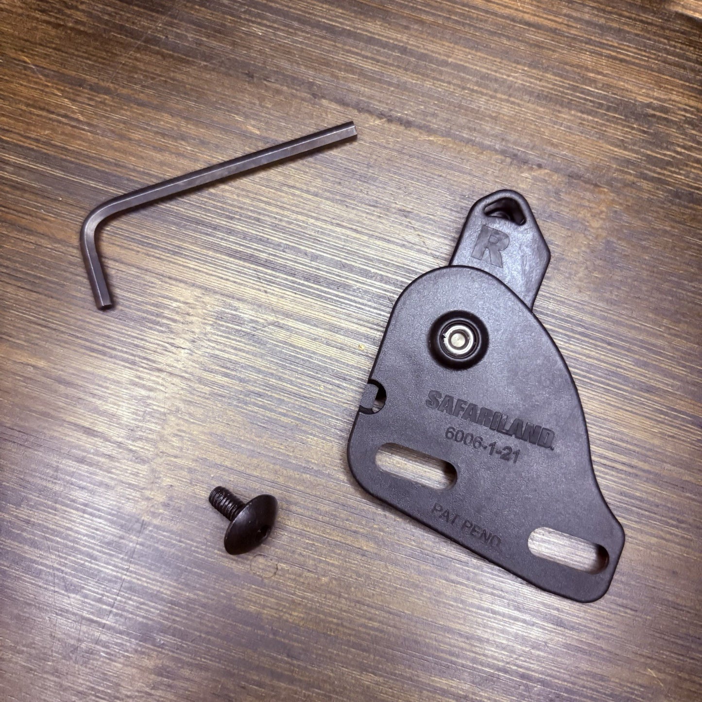 Safariland ALS Guard Right Hand 6006-1-21 For Model 6377 633