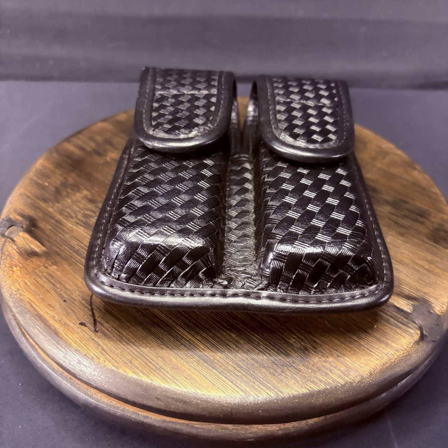 Bianchi 7902 Double Magazine Pouch 10mm/.45 Double Stack Mag Size 4 Basket Weave3
