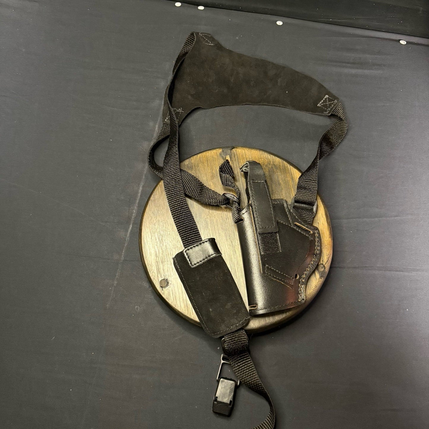 Universal Leather Shoulder Holster LH/RH With Extra Magazine Pouch8