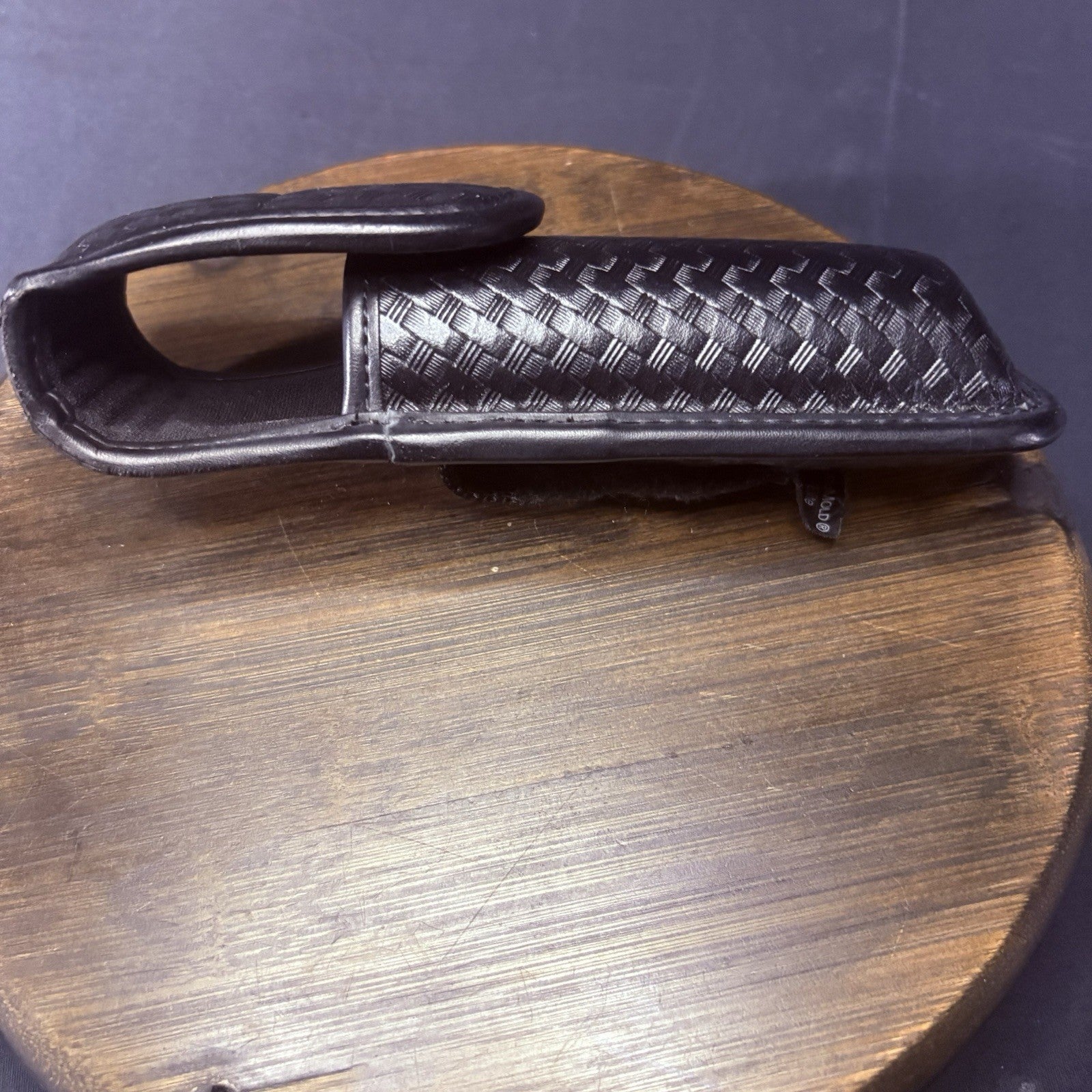 Bianchi Flashlight Pouch 7911 Size L Basket Weave Law Enforcement Hidden Snap8