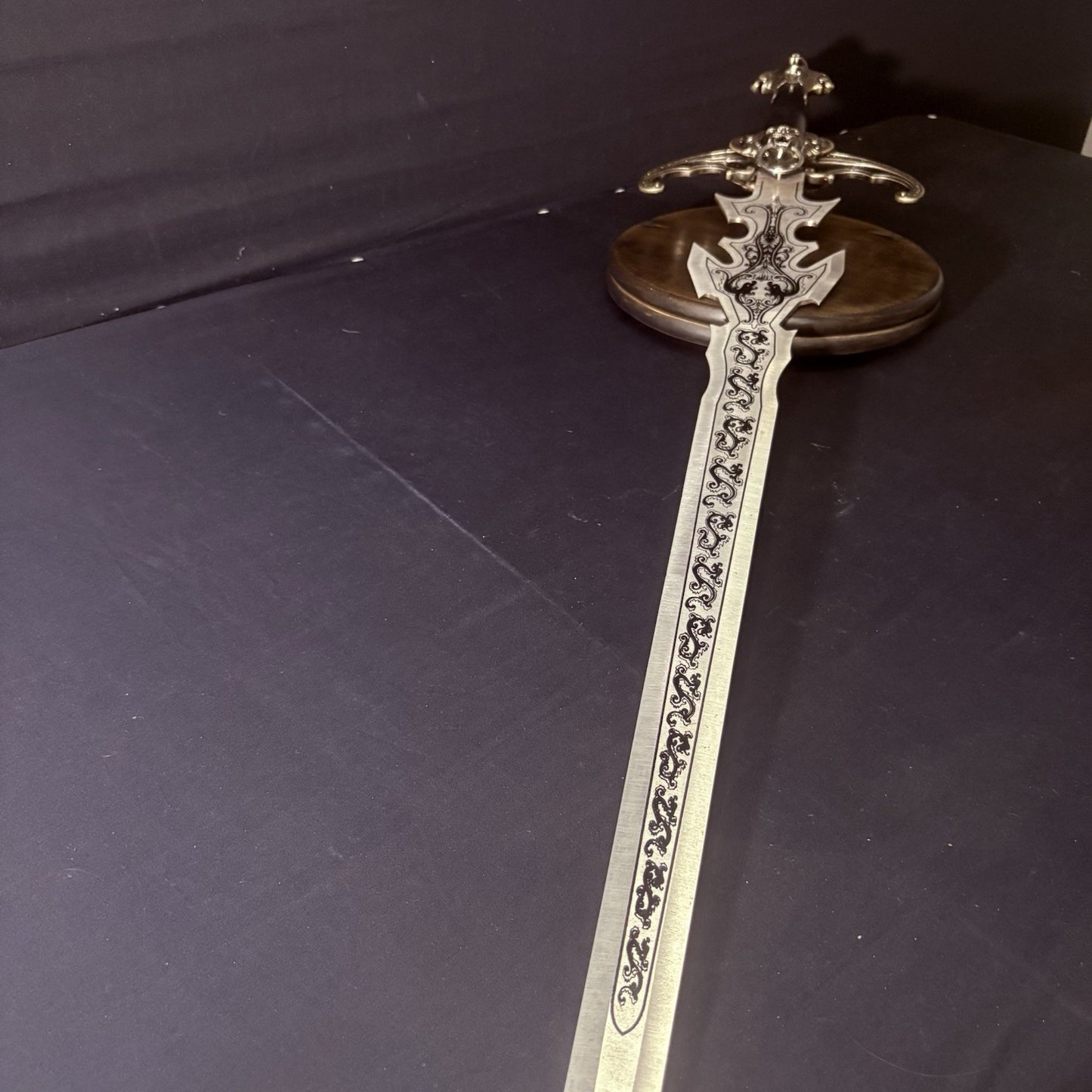 4-Headed Lion Sword 41" Beautifully Etched Blade w/ Rings For Hanging12