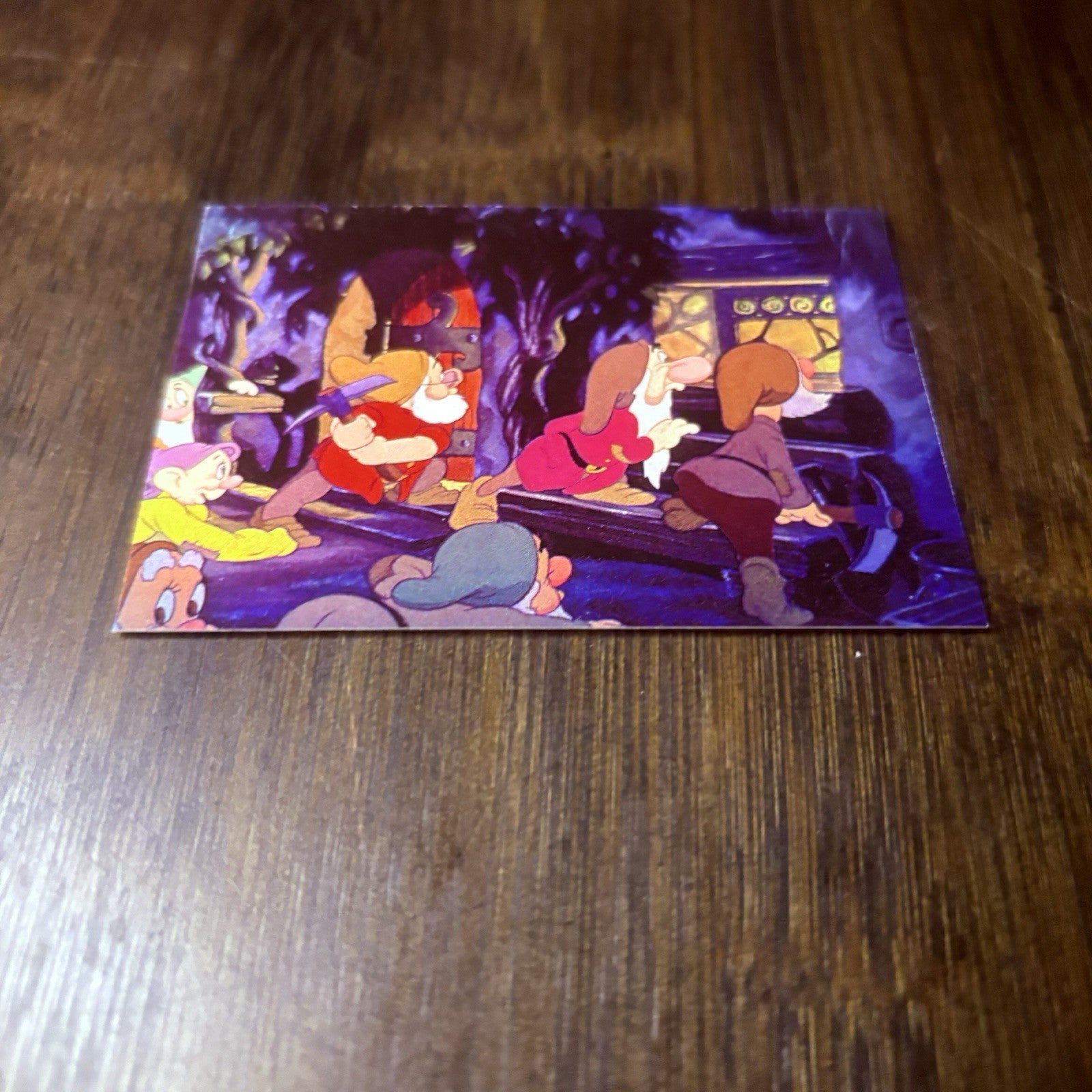 Walt Disney's Snow White  Card #28  "TROUBLE BREWIN'!" High Grade Trading Card6