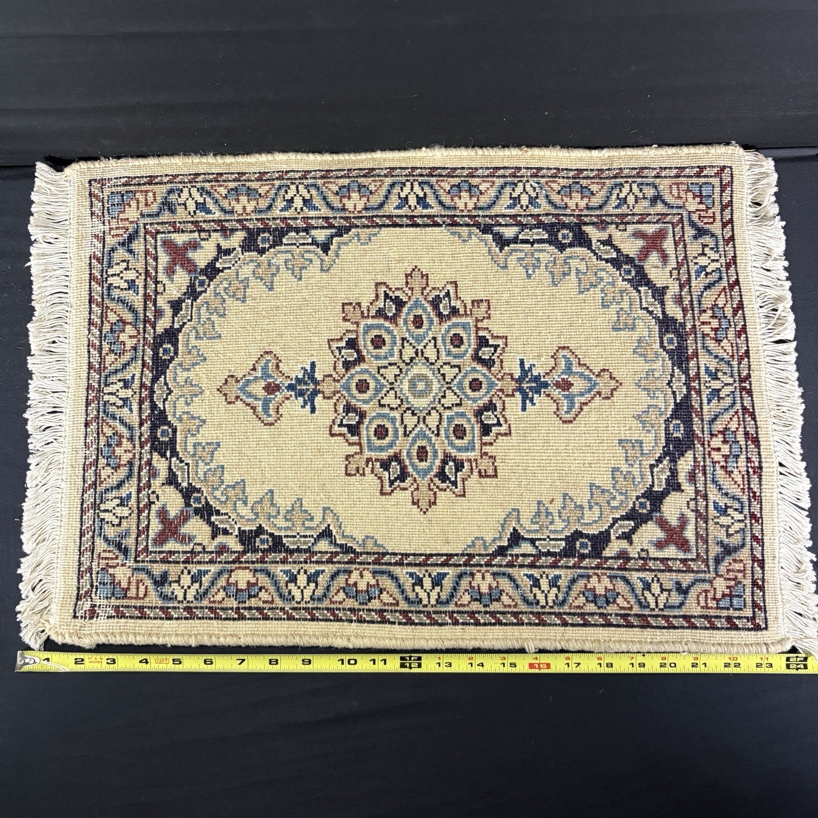Rug Hand Knotted Blue Medallion 2'x1' or 23"x17" or 40cm X 60cm4