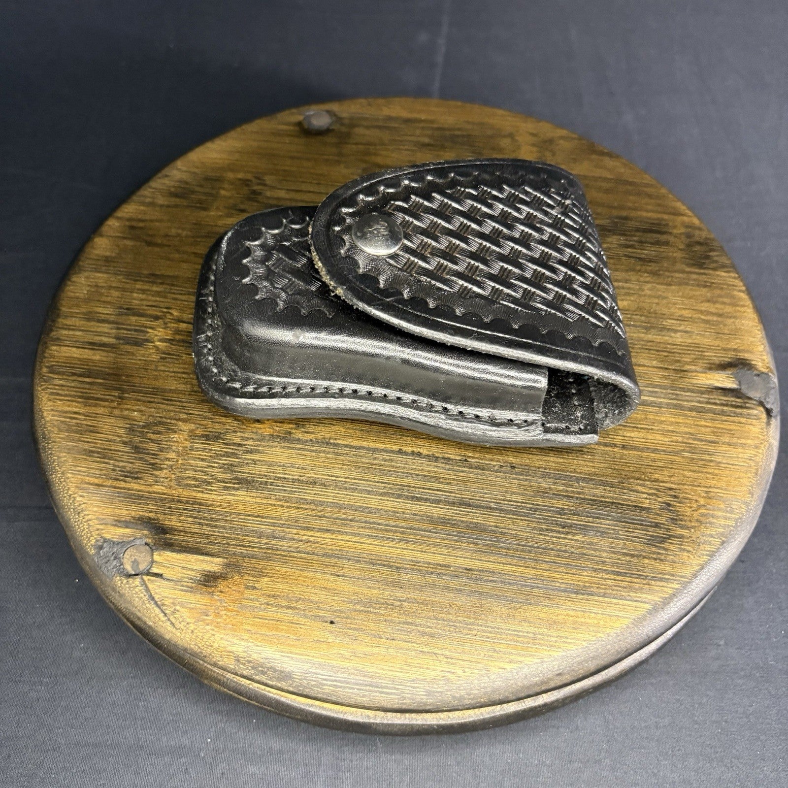 Aker Chain Handcuff Case 501 Basket Weave Leather Chrome Snap USA Made1