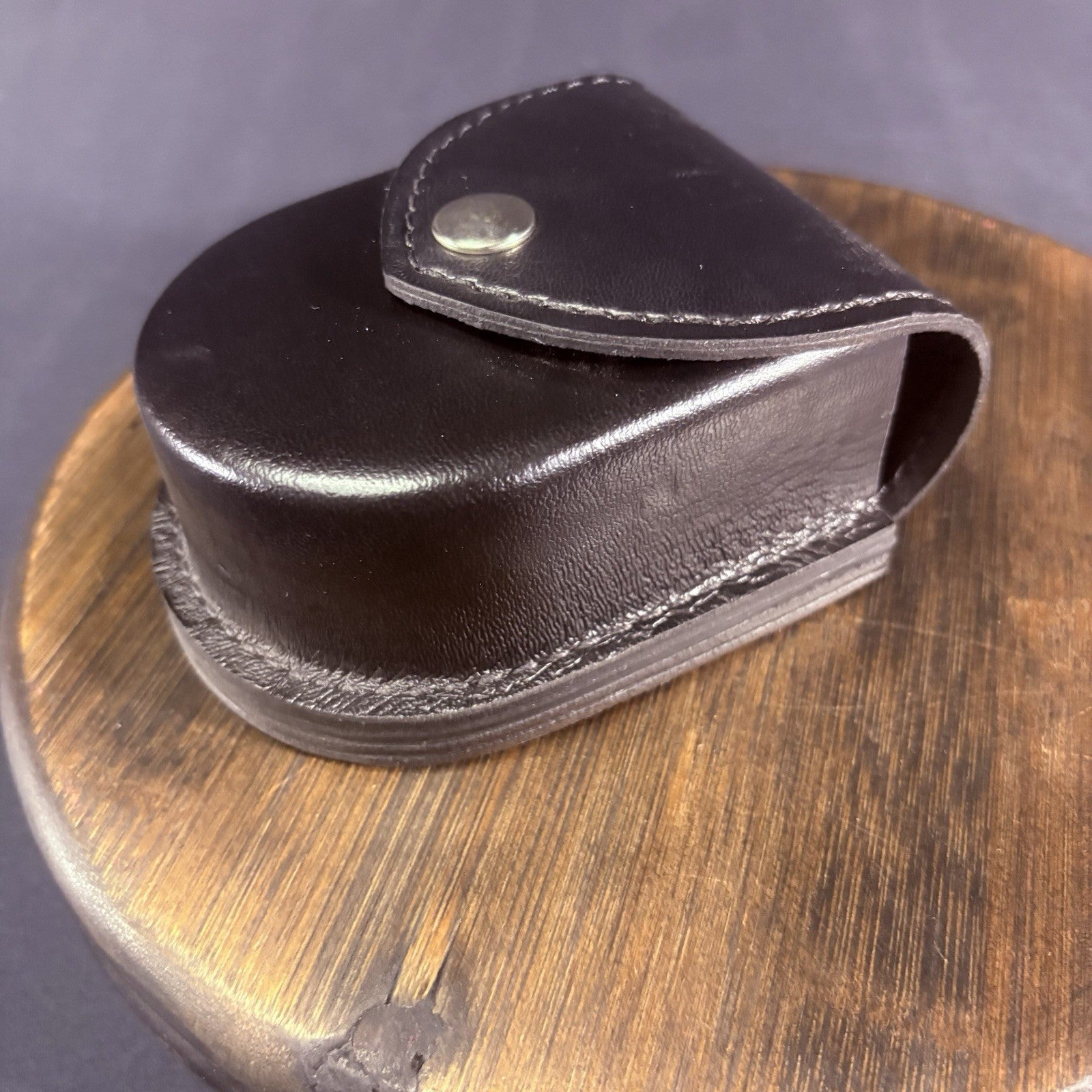 Safariland 290-2 Double Handcuff Pouch Plain Leather Chrome Snap 2.25" Belt Loop6