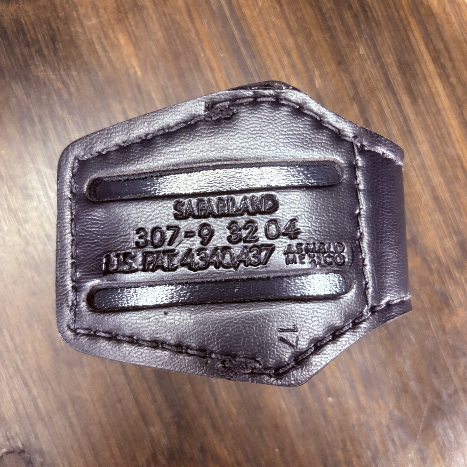Safariland 307 Taser Cartridge Pouch X26 M26 Black Leather 2.25" Belt Loop3