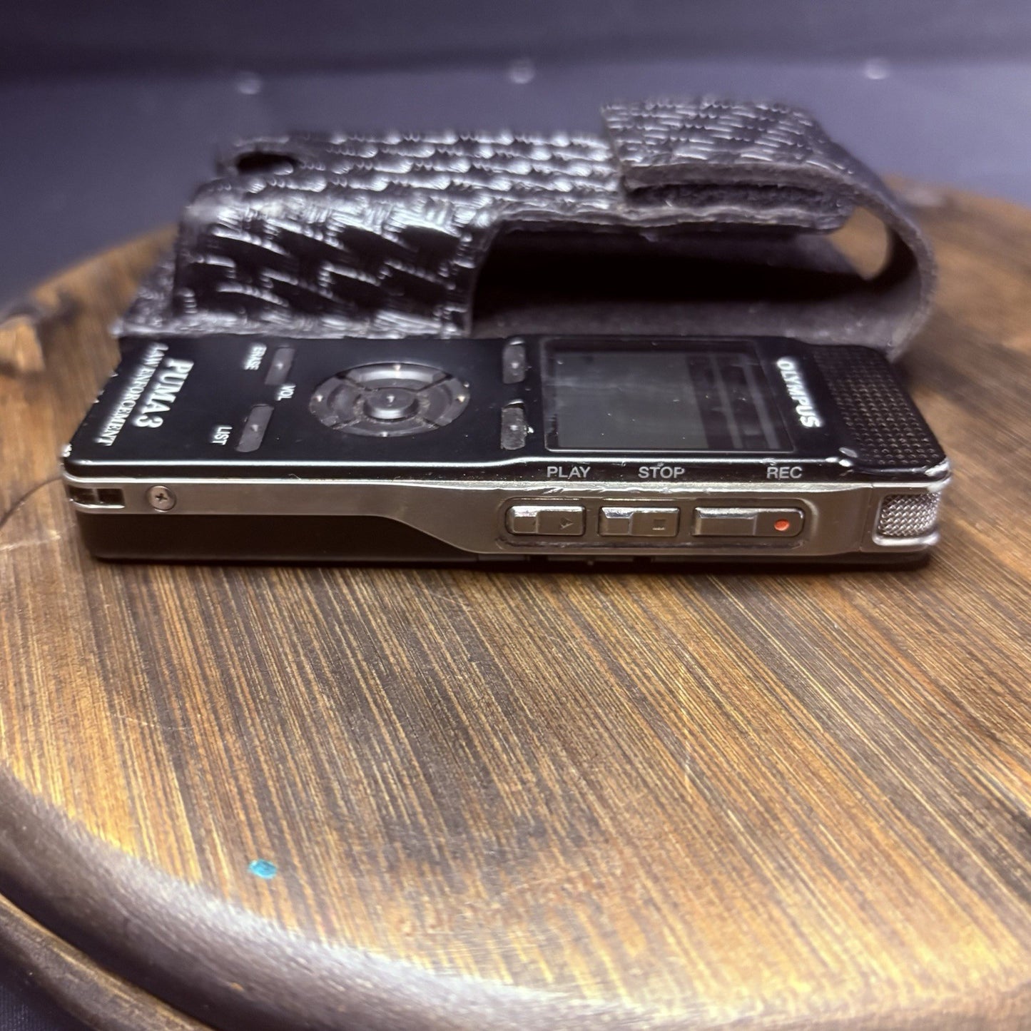 Olympus Puma 3 Law Enforcement Micro SD Voice Recorder w/ Leather Case4