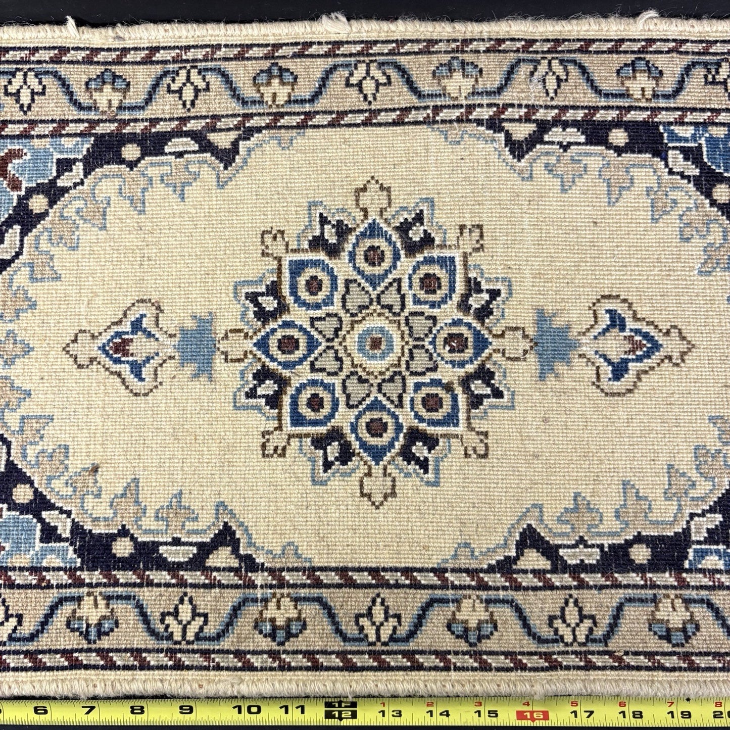 Persian Nain Rug Hand Knotted Blue Medallion 2'x1' or 25"x16" or 40cm X60cm6