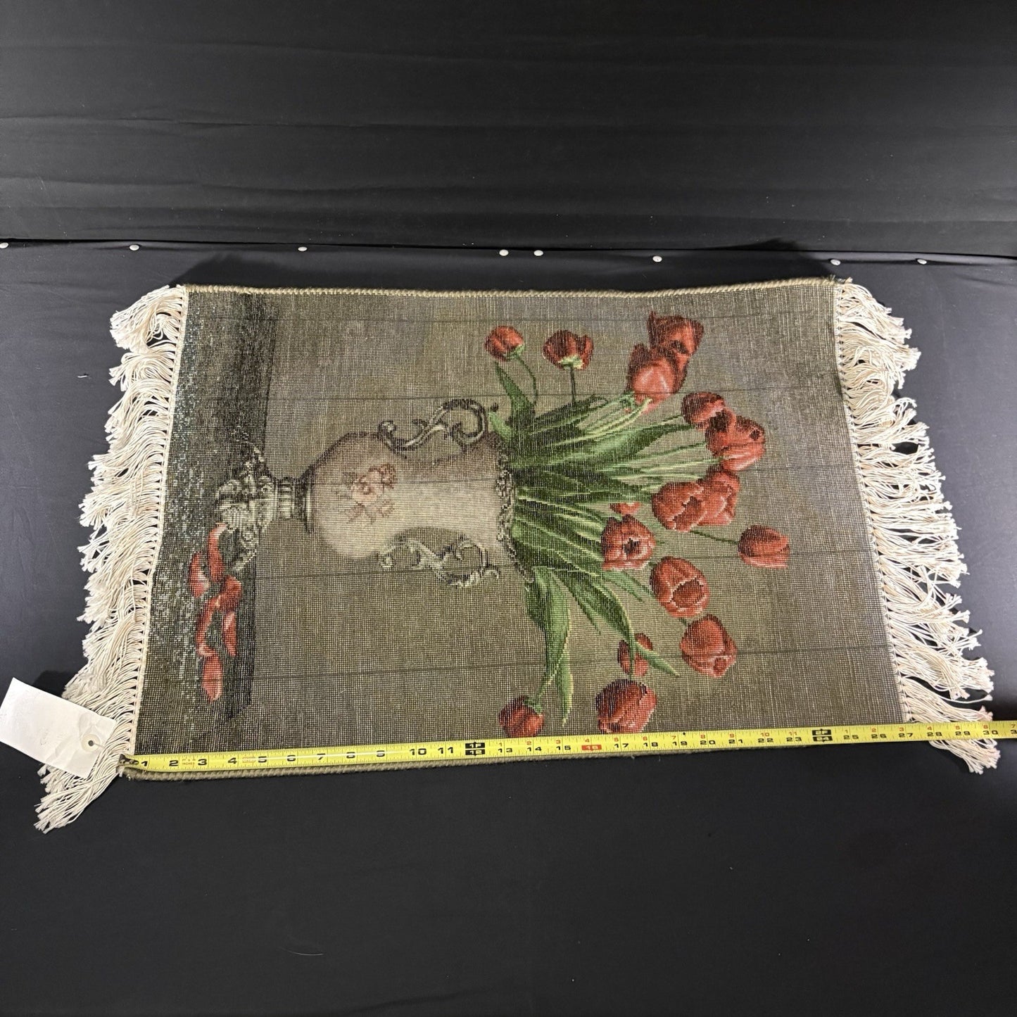 Pictorial Rug 3-D Tulips Hand Knotted 27”x 20”  w/Rug Hangers23