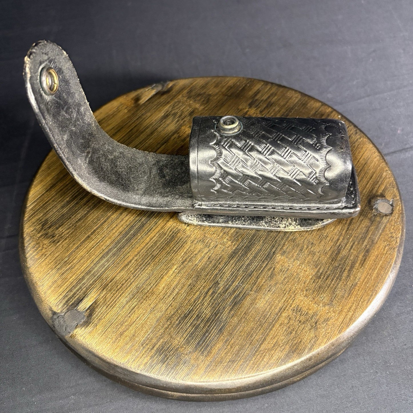 Leather Basket Weave Black Mace Carrier Holster Chrome Snap2