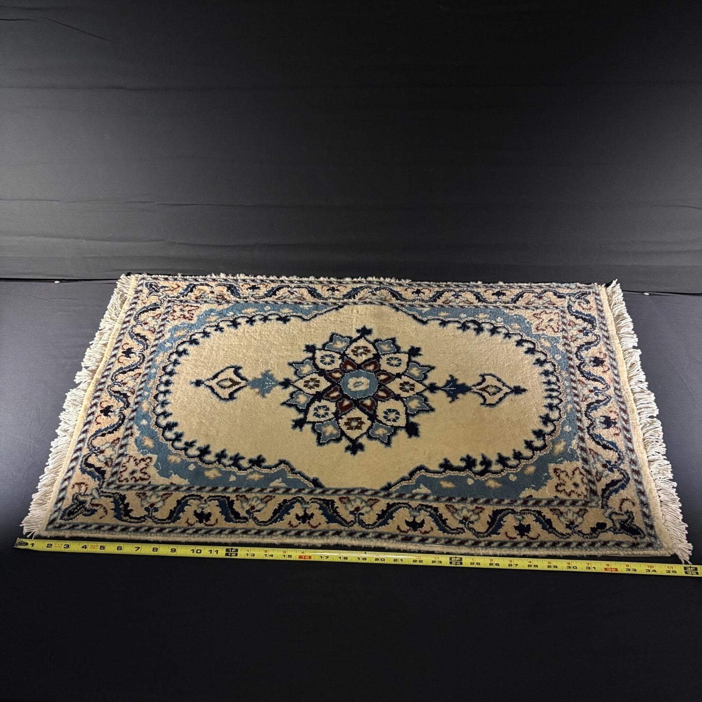 Rug Hand Knotted Medallion Rug 3’X2’ 54X88cm 144KPSI Semi-Antique2