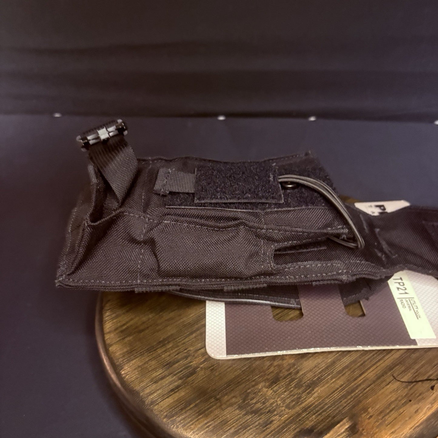 Safariland Protech TP21A Universal Radio Pouch with Bungee Closure Universal6