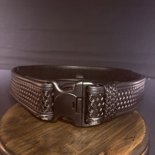 Bianchi 7950 Duty Belt Waist Size 34”-40” AccuMold Black Basketweave Leather0