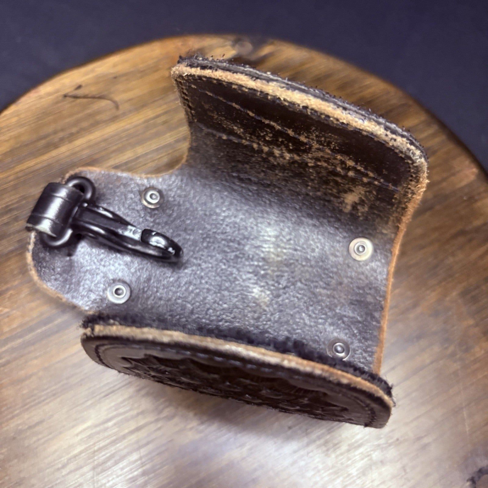 JS Leather Key Holder Basket Weave Quite Key Keeper With Clip9