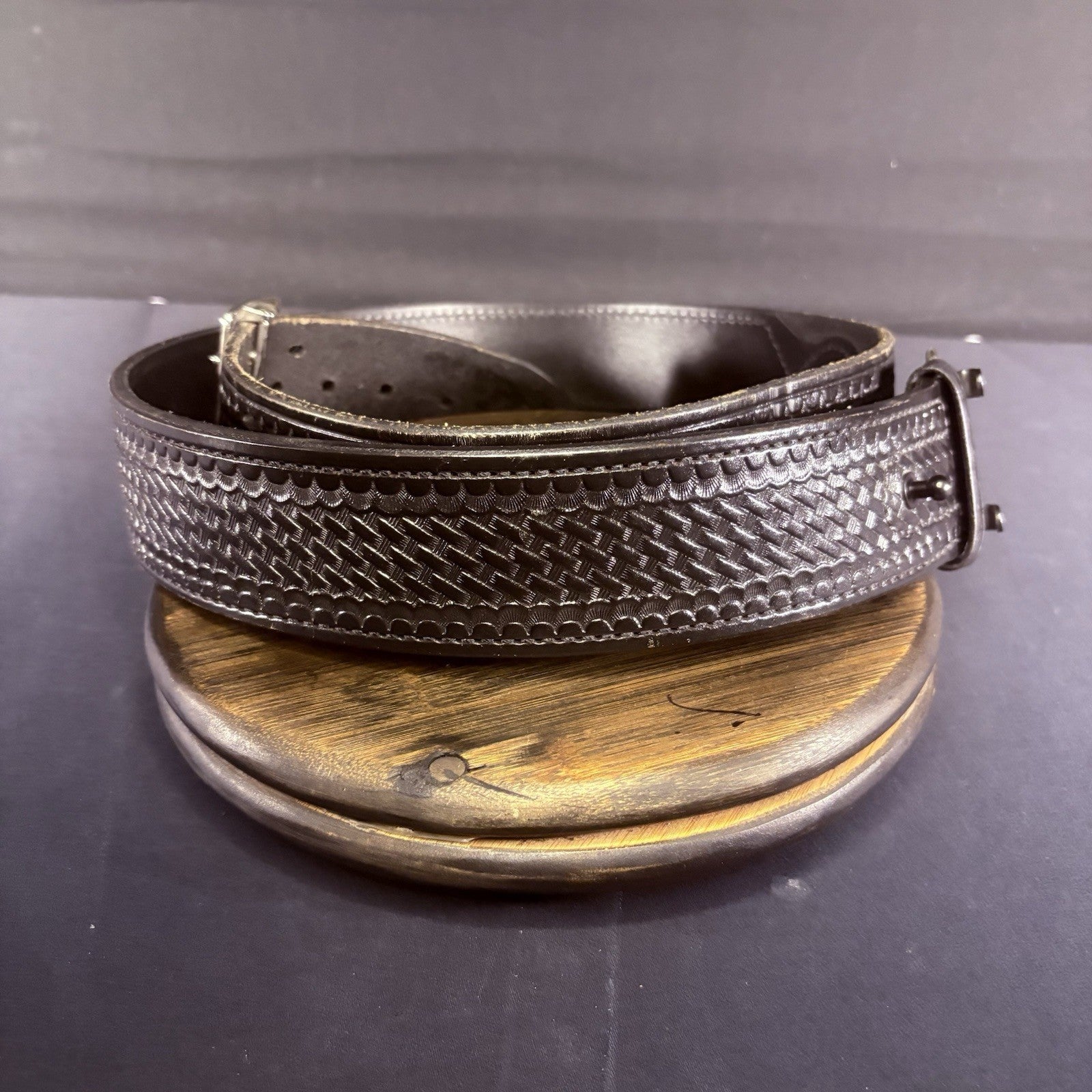 Aker Black Leather Duty Belt B03-46  Size 46 Basketweave w/ Chrome Brass Buckle5