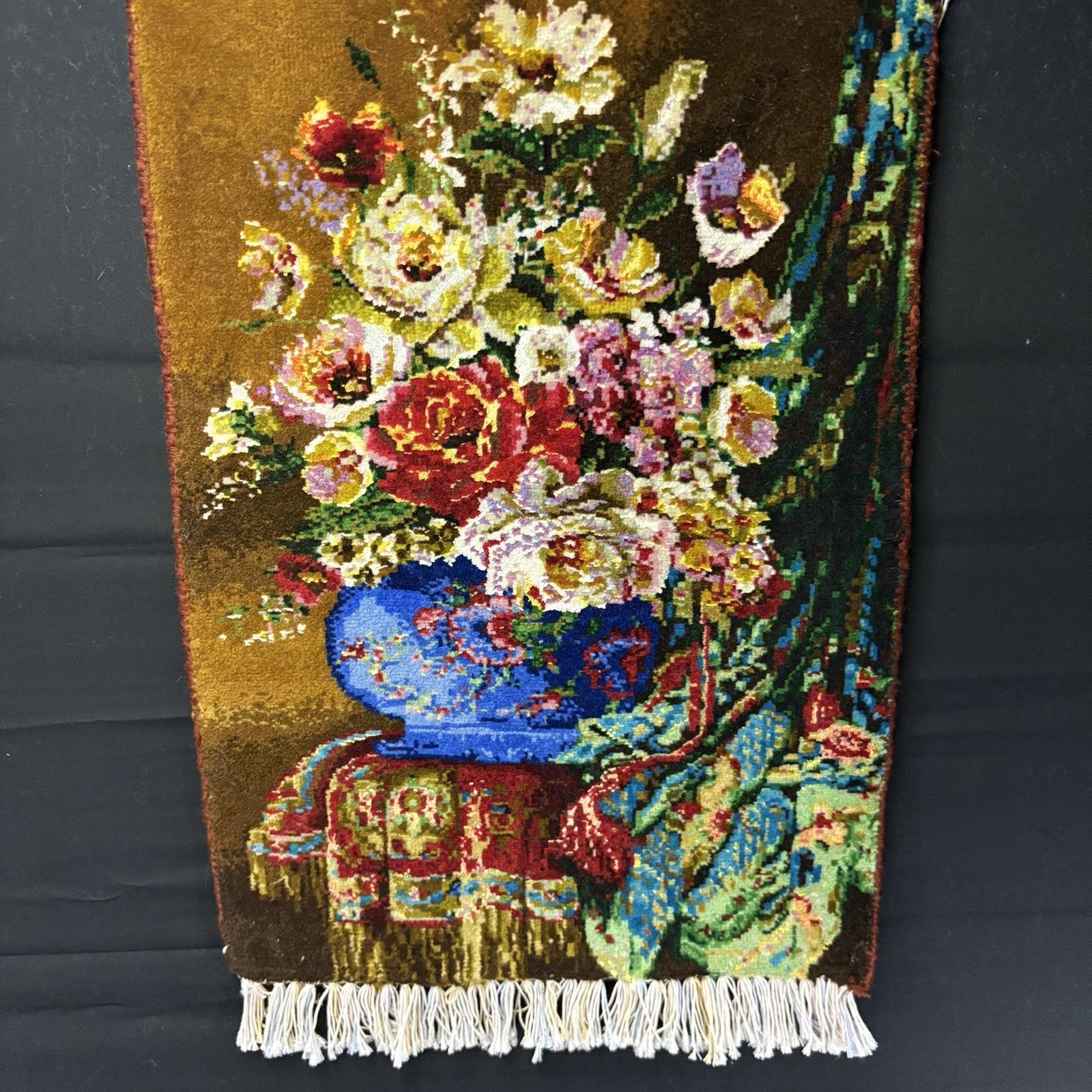 Persian Pictorial Rug Flower Hand Knotted 13”x19”, 33X48cm w/Rug Hangers10