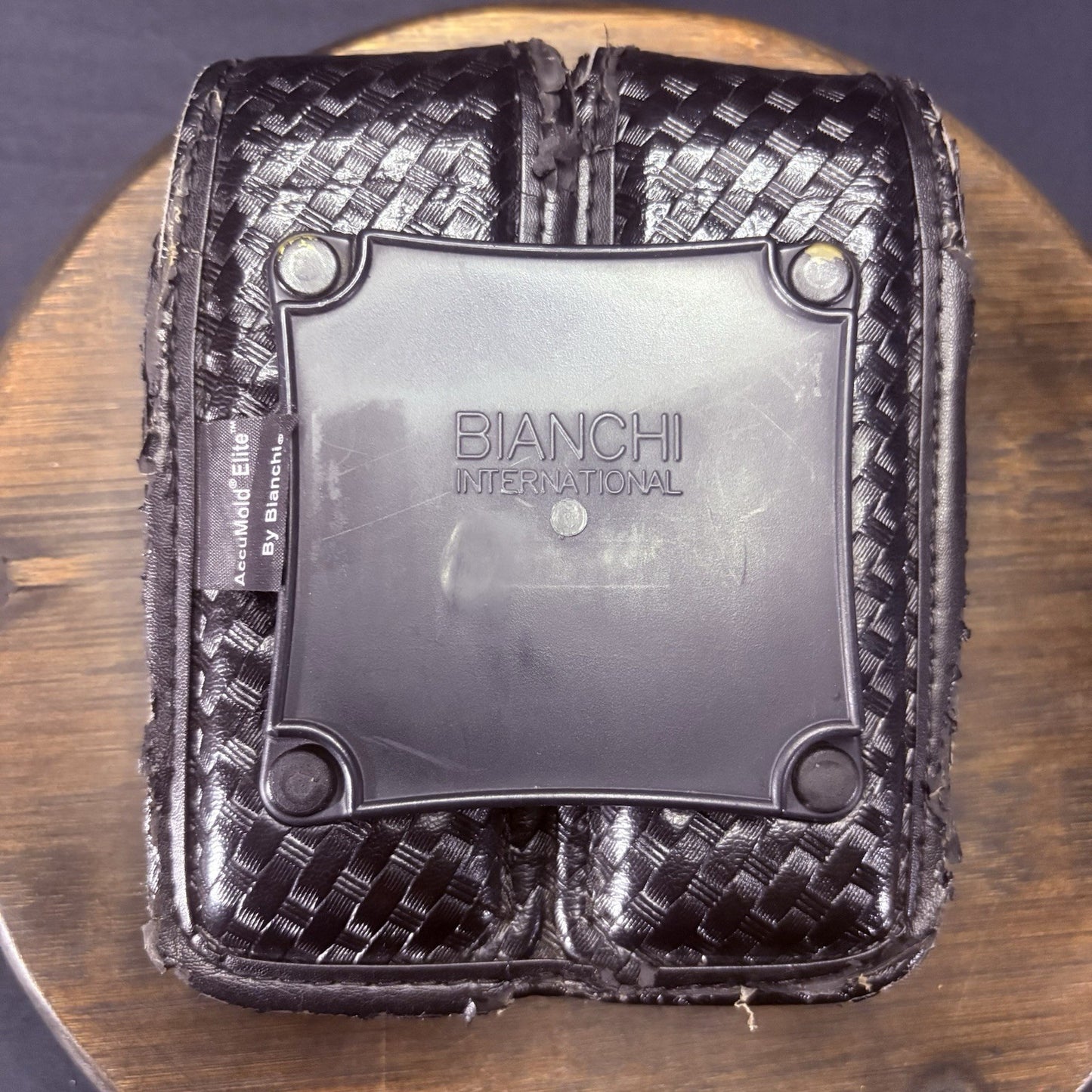 Bianchi 7902 Double Magazine Pouch 10mm/.45 Double Stack Mag Size 4 Basket Weave2