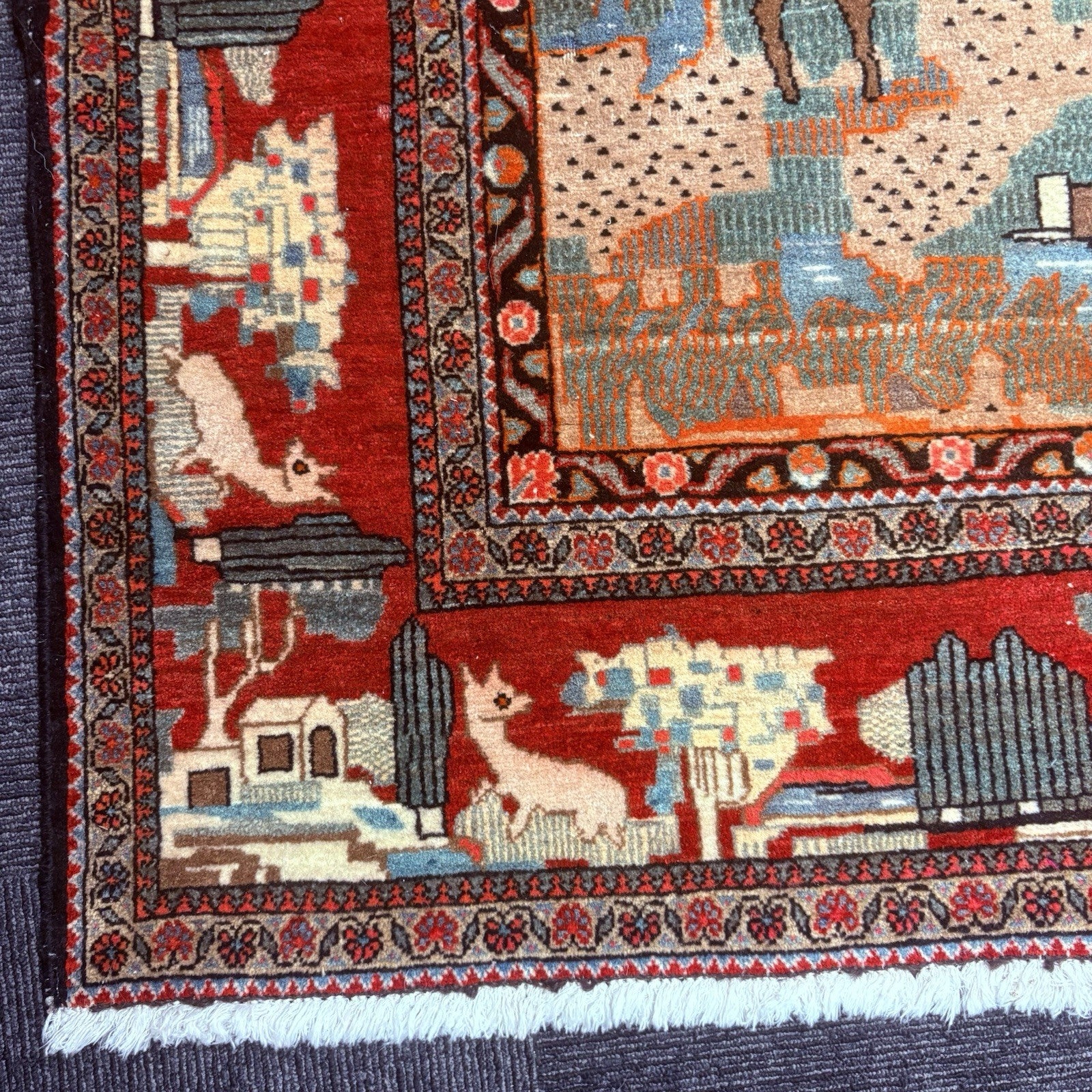 Antique Hand Knotted Pictorial Rug 9'x5' 1940s Kashann Rug7