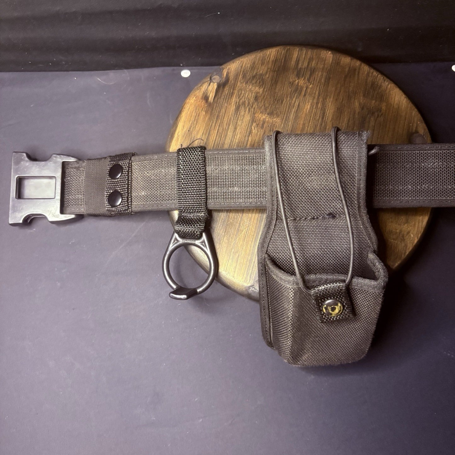 Bianchi Nylon Duty Belt 34"40" w/Double Handcuff, Baton, Mace, Radio Holster11