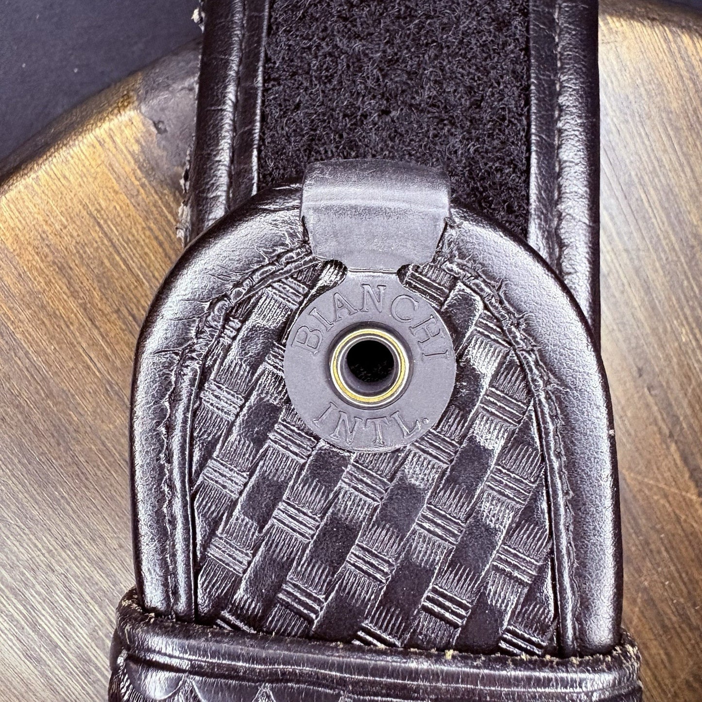Bianchi 7950 Duty Belt Size 40”-46" w/Belt Keepers AccuMold Basketweave Leather5