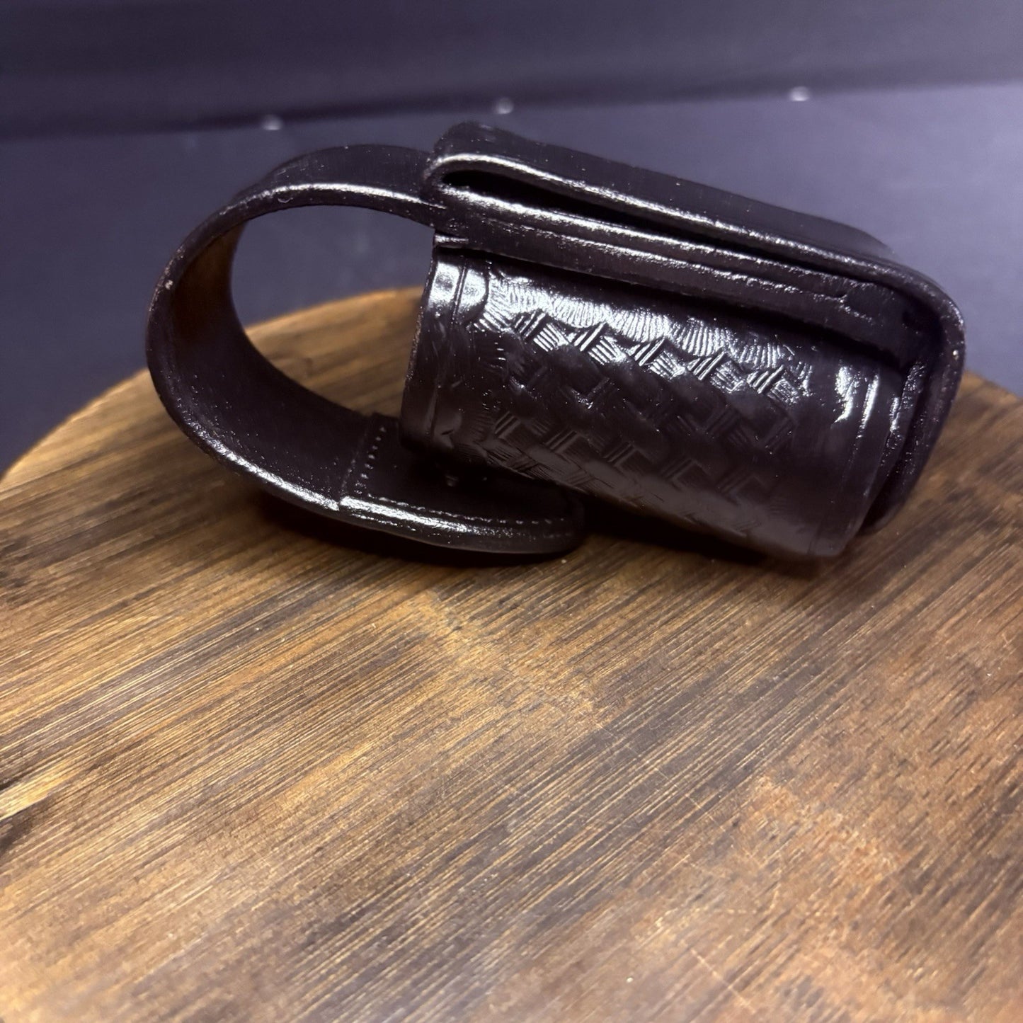 JS Leather Mace Carrier Pouch Black Basketweave Leather Chrome Snap w/Belt Loop6