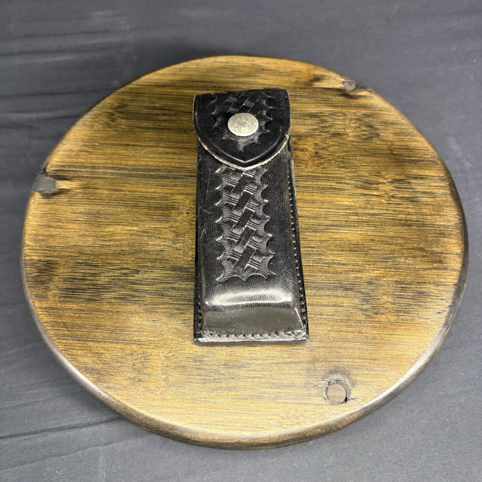 Safariland 89 Single Chrome Button Leather Basket Weave Pouch For S&W 39 .452