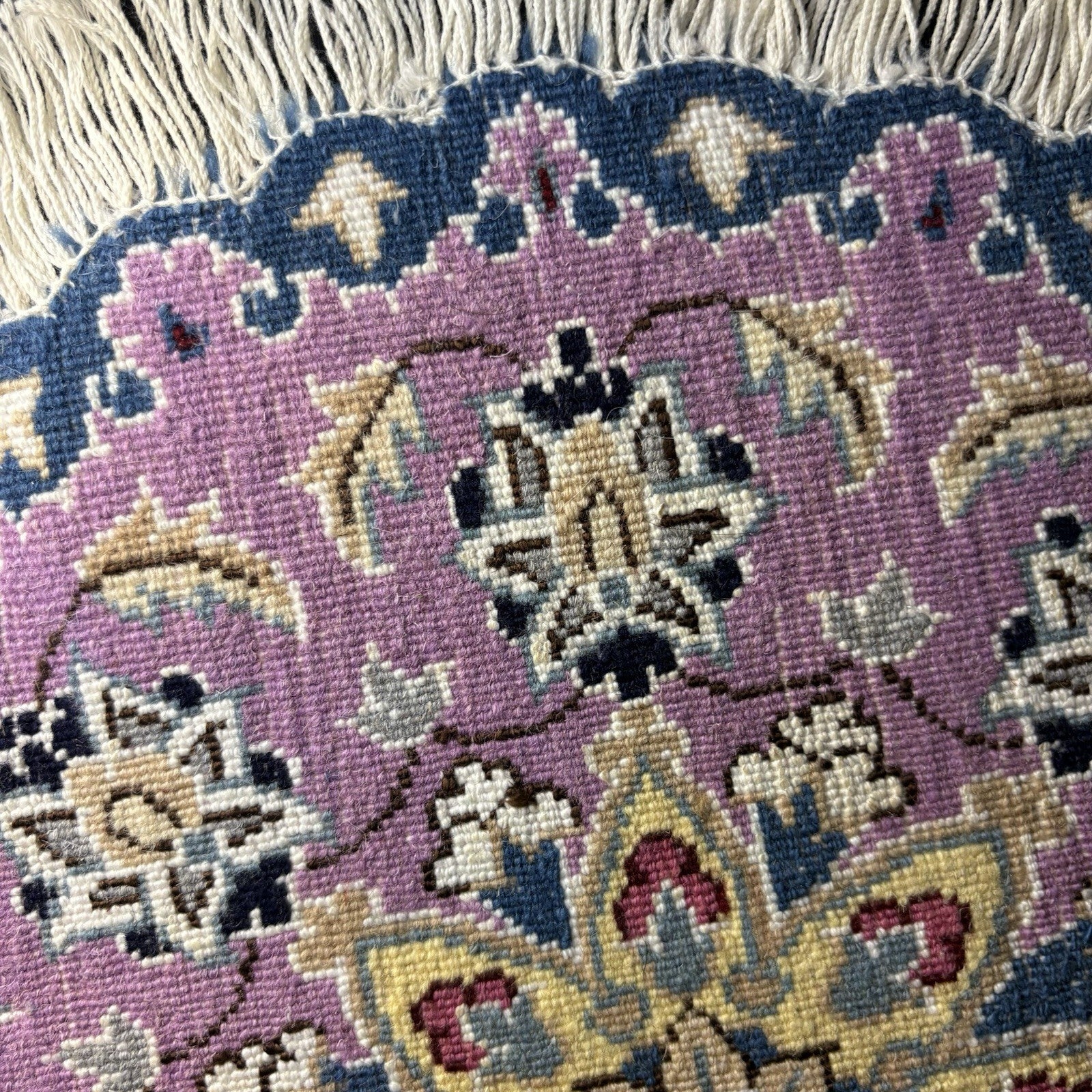 Persian Nain Round Rug Purple Medallion Rug Hand Knotted Size 15”x15” Or 38cm12