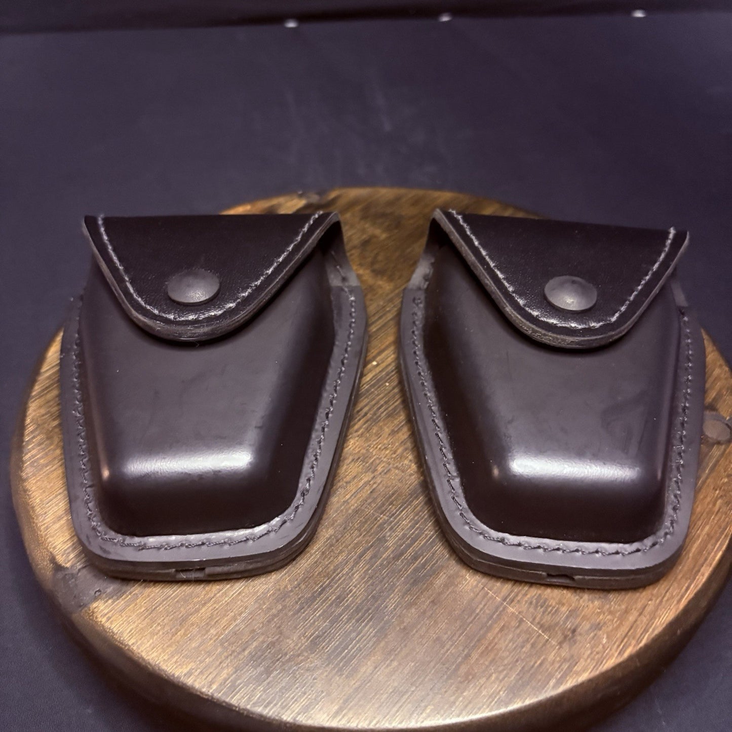 NEW Safariland 190 Handcuff Pouch (Set of 2) Plain Black Leather Black Snap4