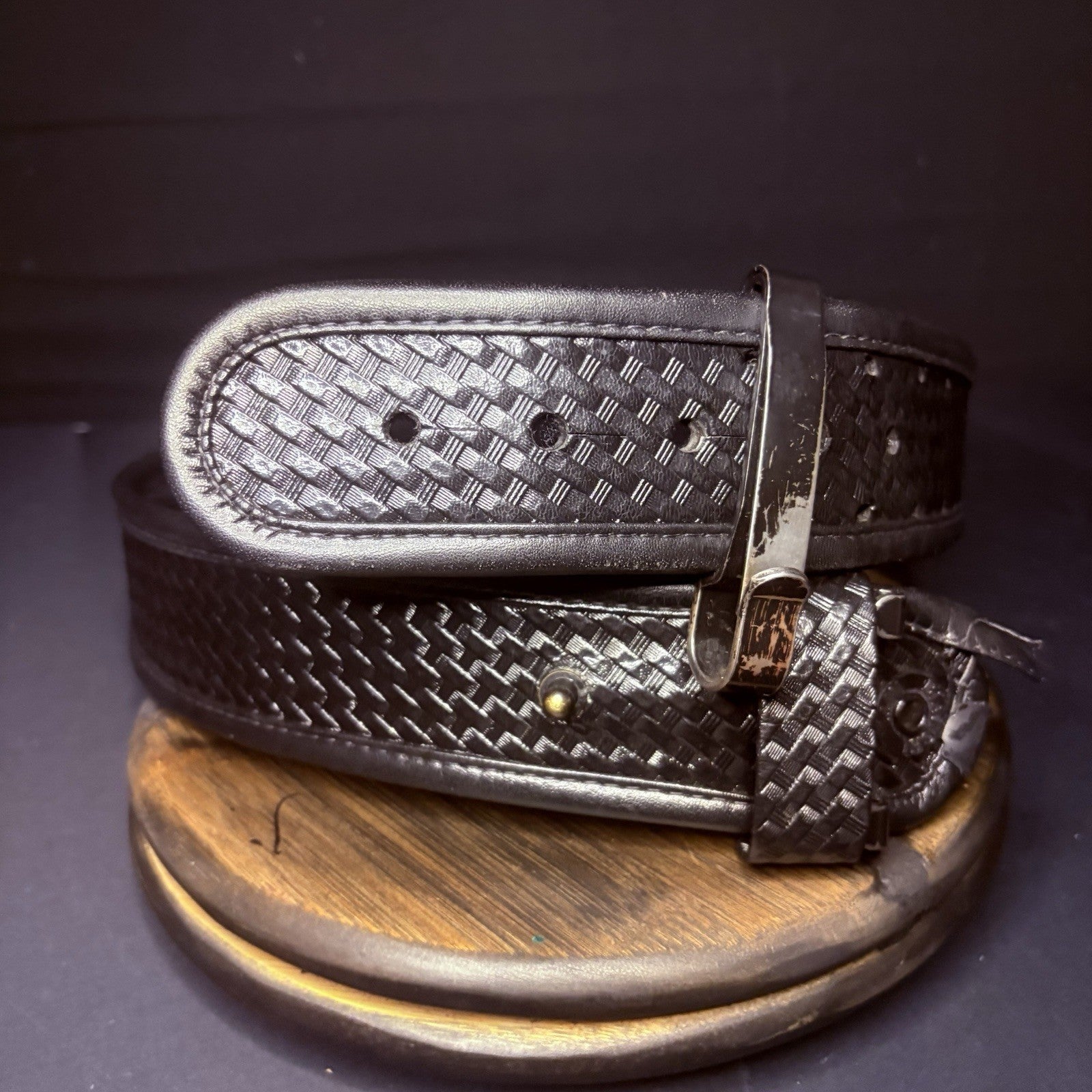 Bianchi Duty Belt (Size 34")Waist w/Keyring Holder AccuMold Basket Weave Leather5