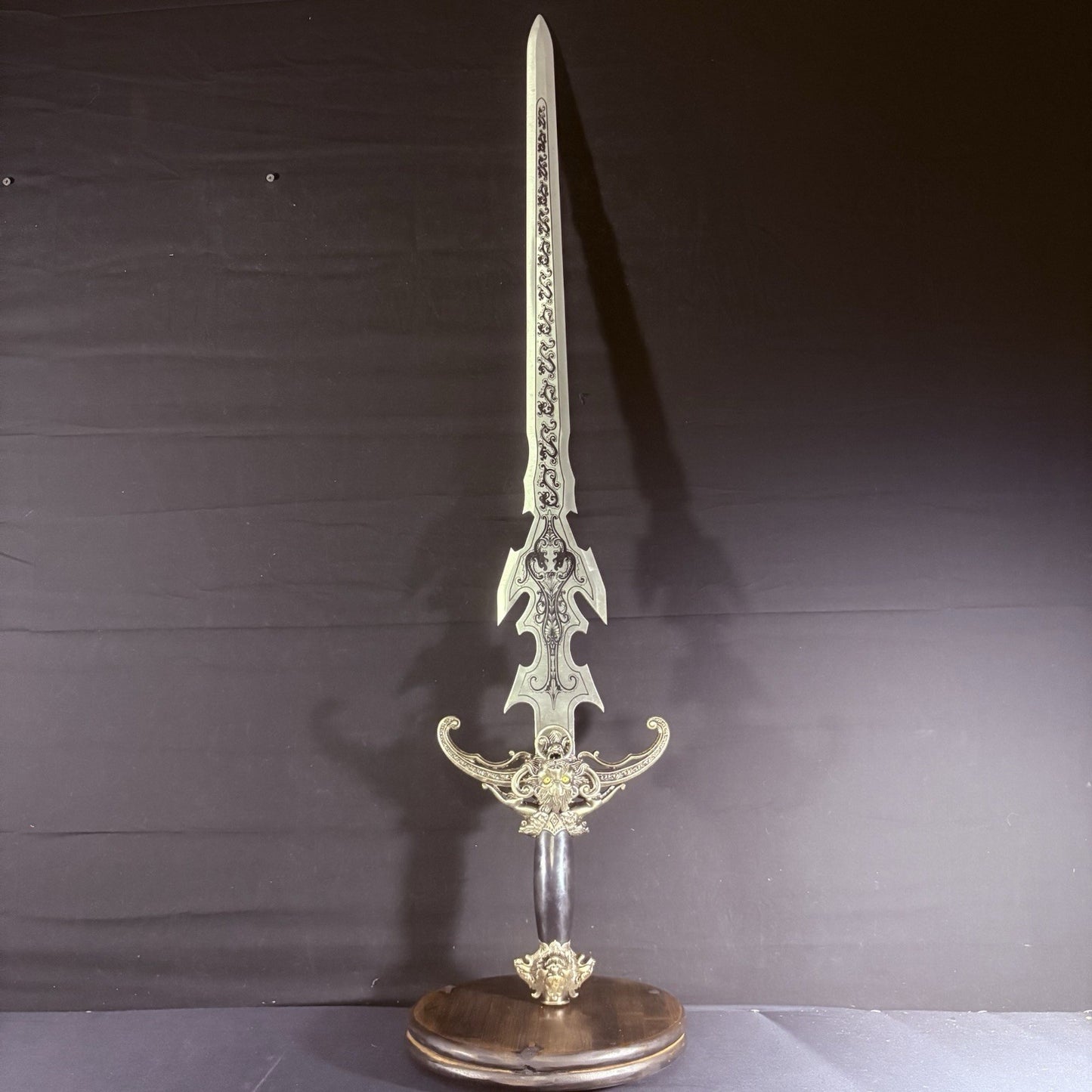 4-Headed Lion Sword 41" Beautifully Etched Blade w/ Rings For Hanging16