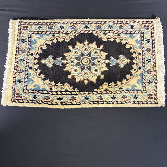 Persian Nain Rug Hand Knotted Blue Medallion 2'x1' or 14"x23" or 35cm X 60cm0