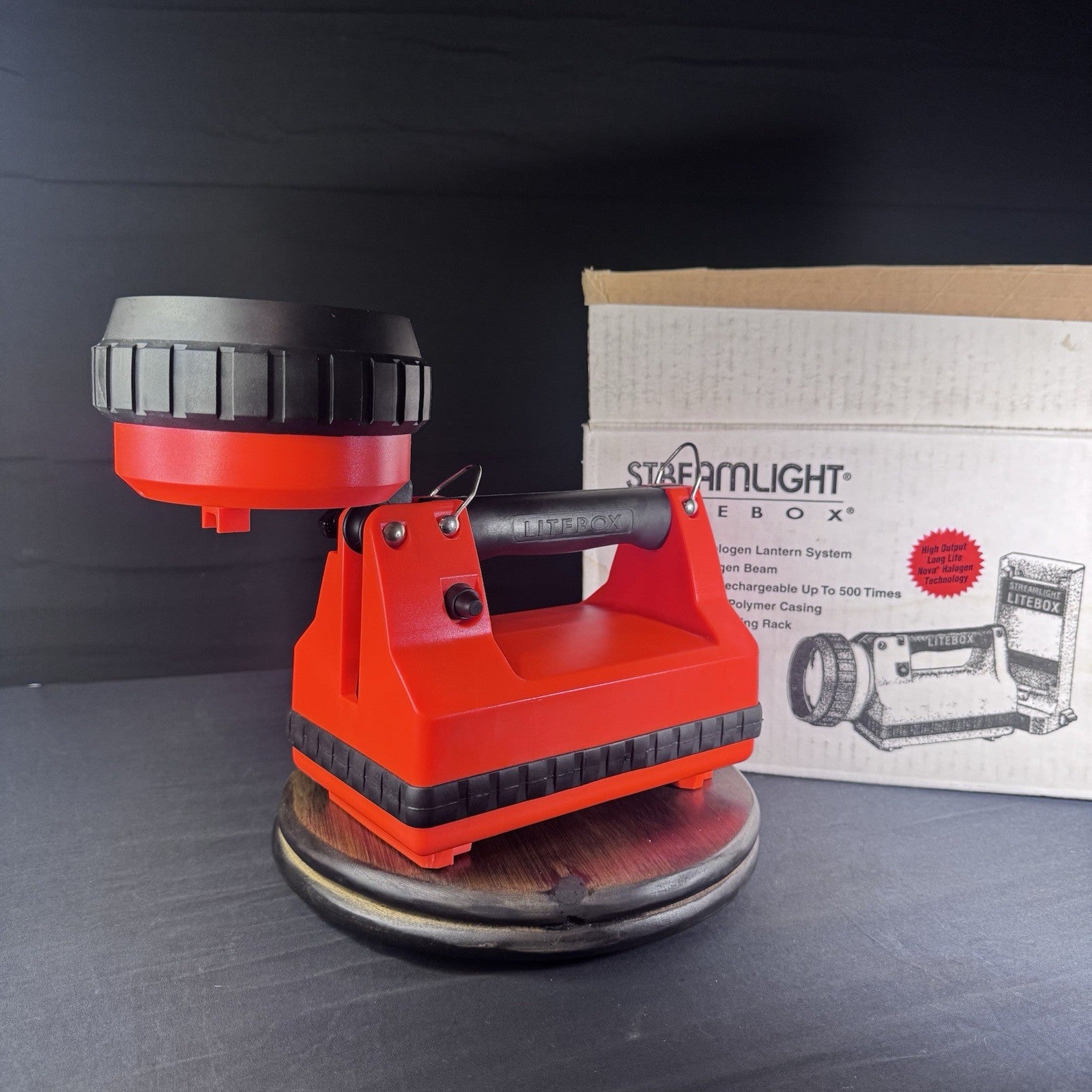 Streamlight Litebox Flashlight And Charger Needs Battery3