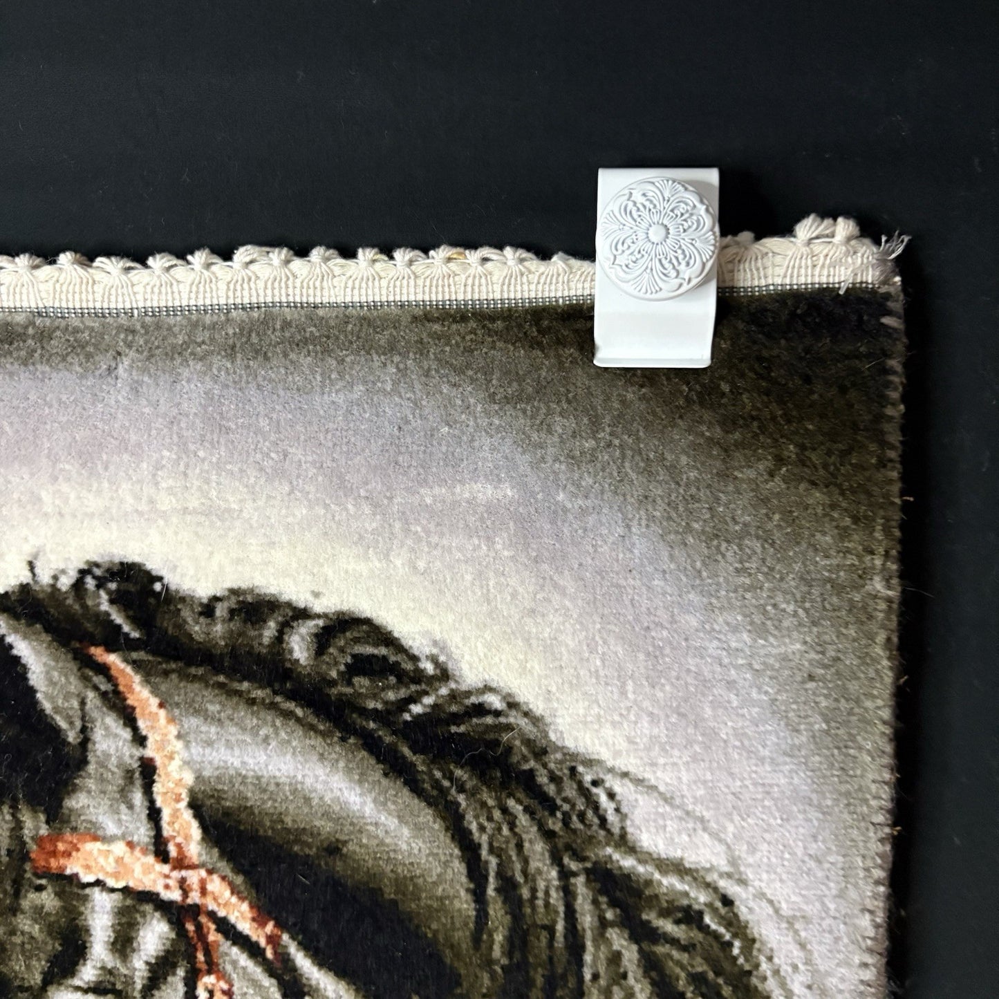 Pictorial Rug Hand Knotted Horse 22”x16” 55X40cm w/Rug Hangers11