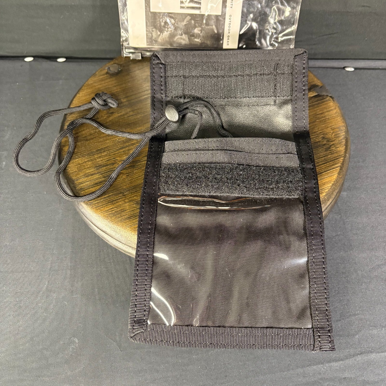 BlackHawk Lightweight Tactical Neck ID Badge Holder2