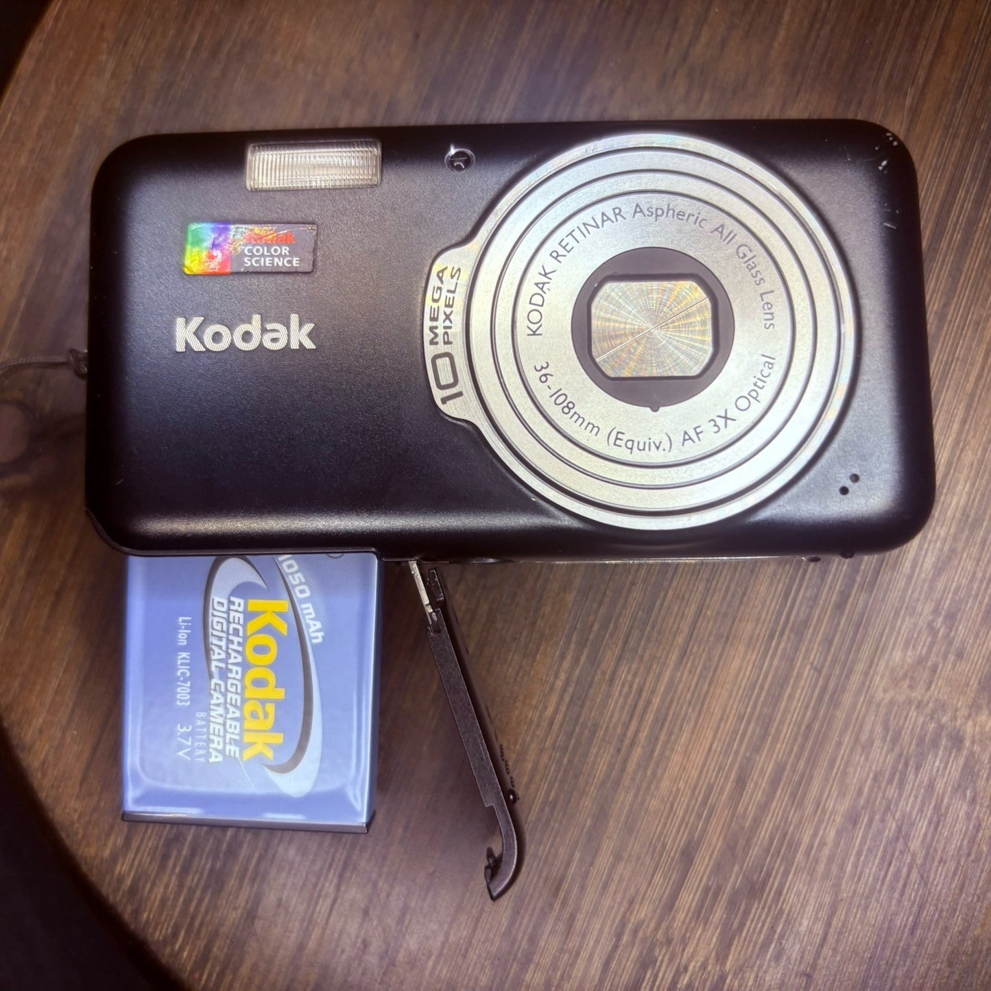 Kodak EasyShare V1003 10MP Digital Camera w/Case & Battery, Black, FREE SHIPPING3