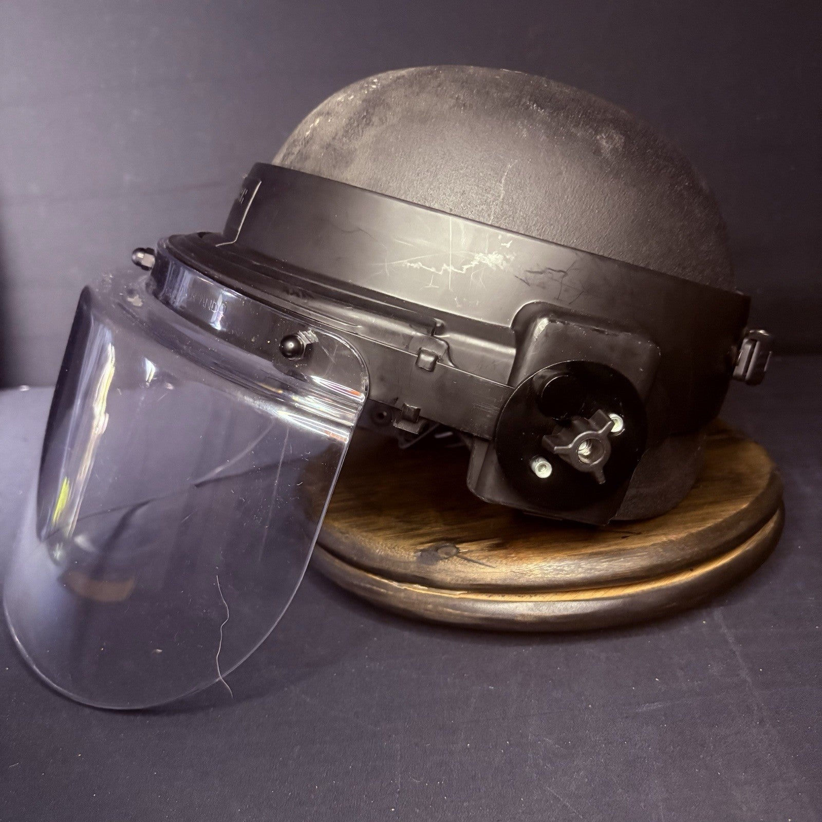 Protech Ballistic Helmet 3A (IIIA)Size Medium Removable Face Shield Bullet Proof10
