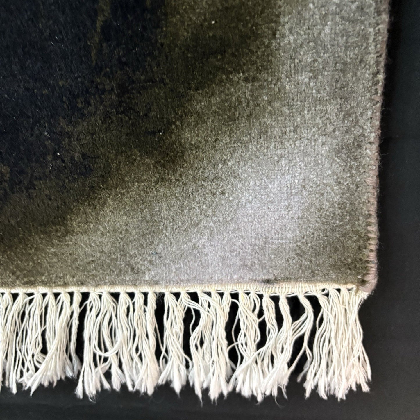 Pictorial Rug Hand Knotted Horse 22”x16” 55X40cm w/Rug Hangers10