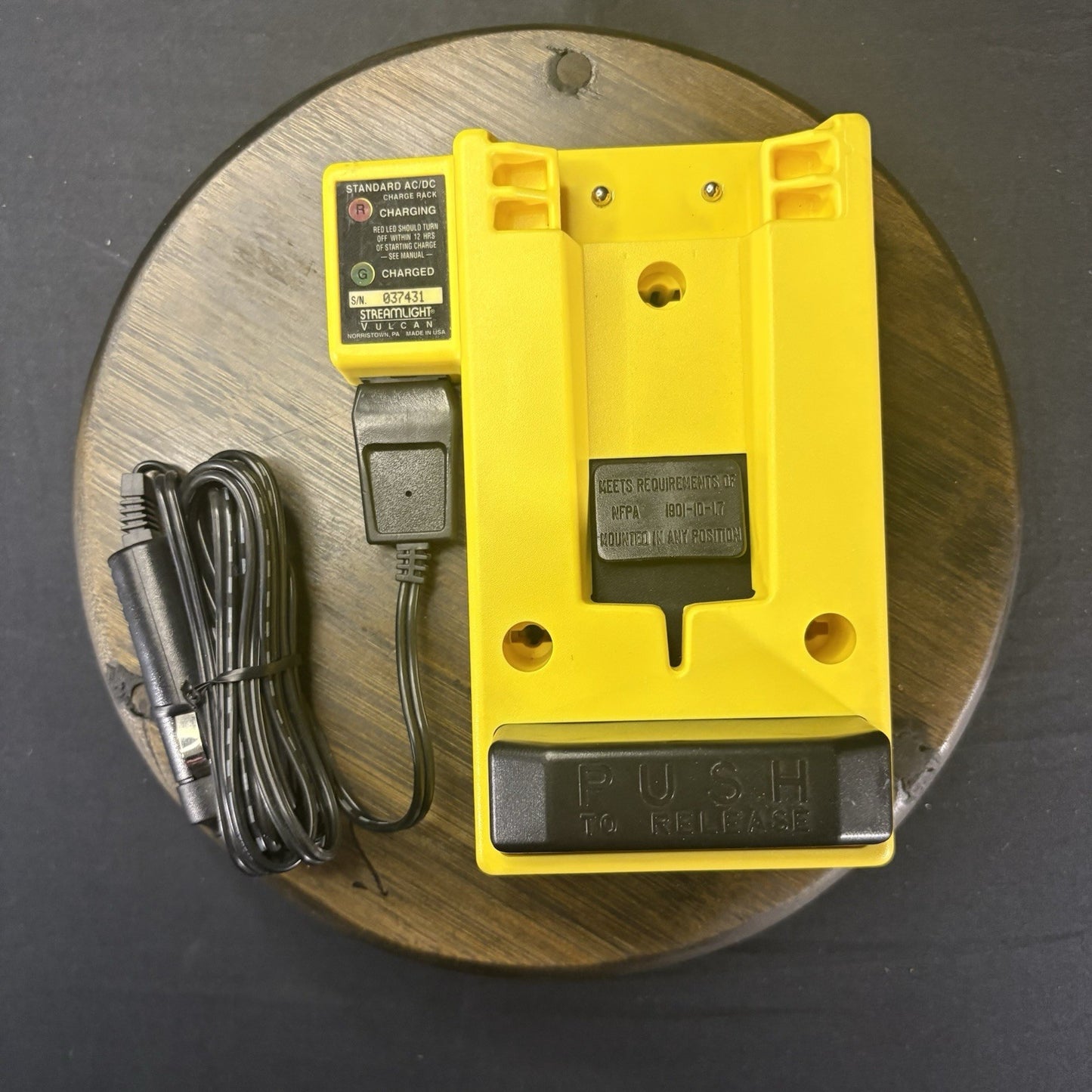 Streamlight Vulcan Flashlight ~Yellow~ Car Charger ~NEEDS NEW BATTERY~ USA Made4