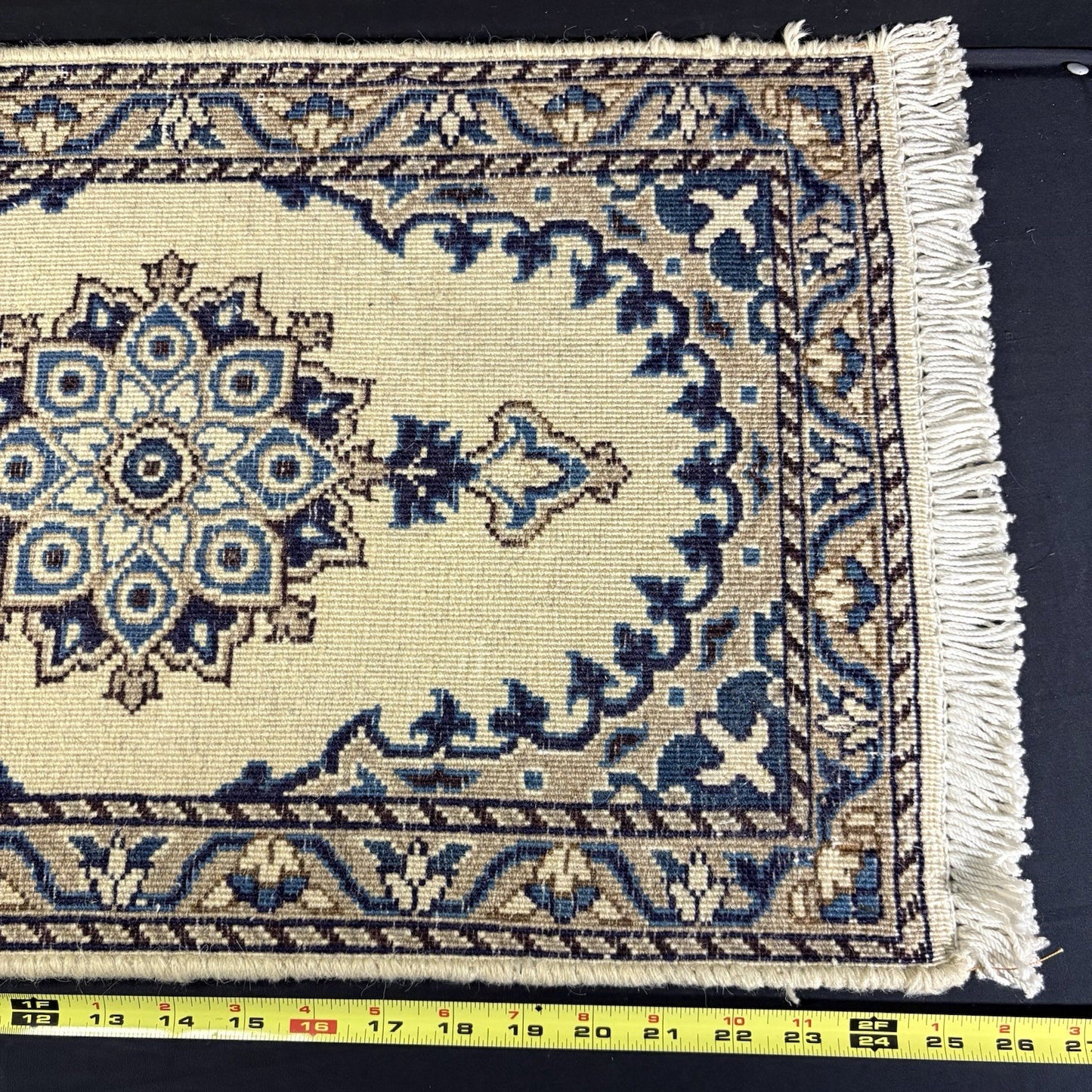 Persian Nain Rug Hand Knotted Blue Medallion 2'x1' or 24"x15" or 40cm X 60cm7