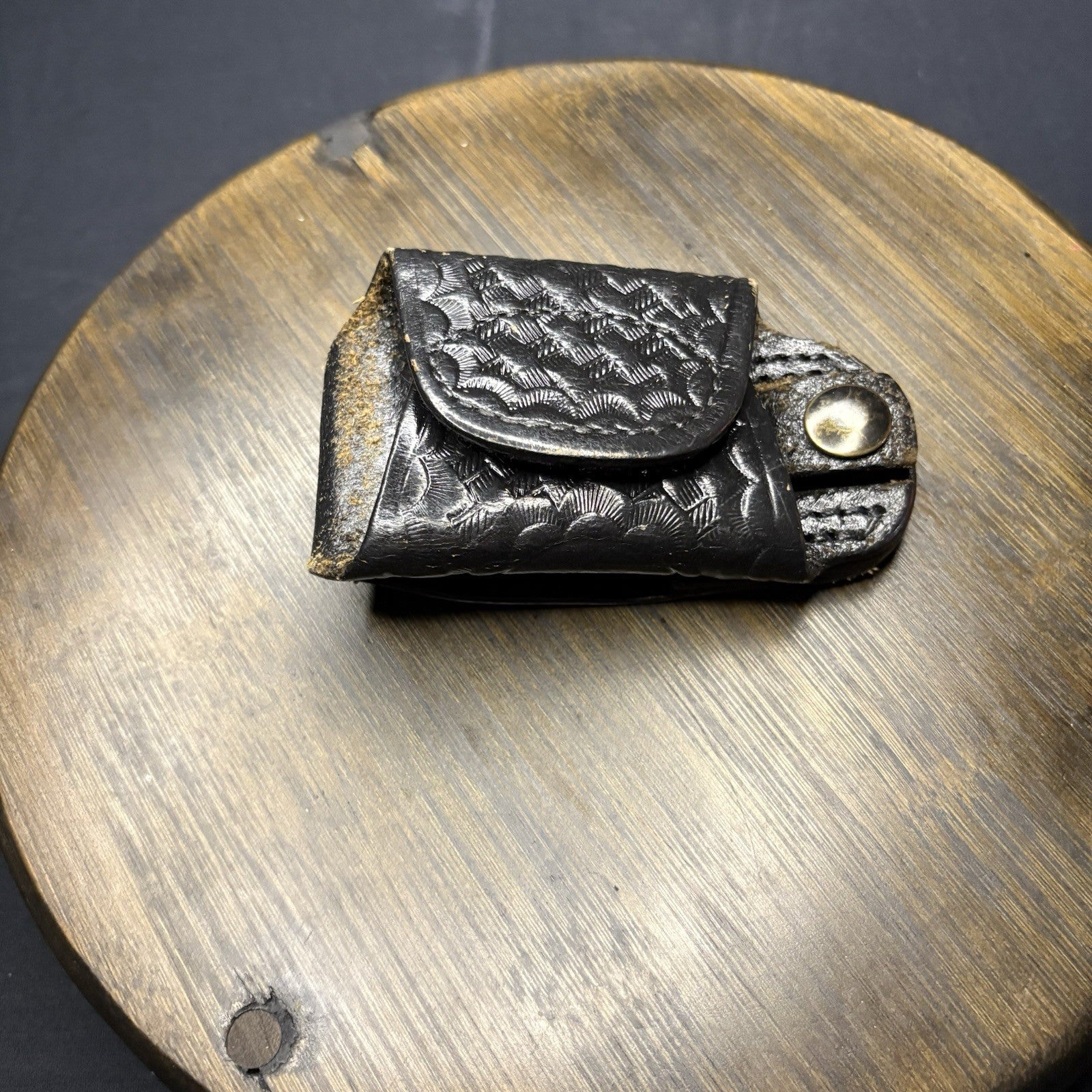 Dutyman Silent Key Keeper Basket Weave Leather Holder Brass Snap Model 42212